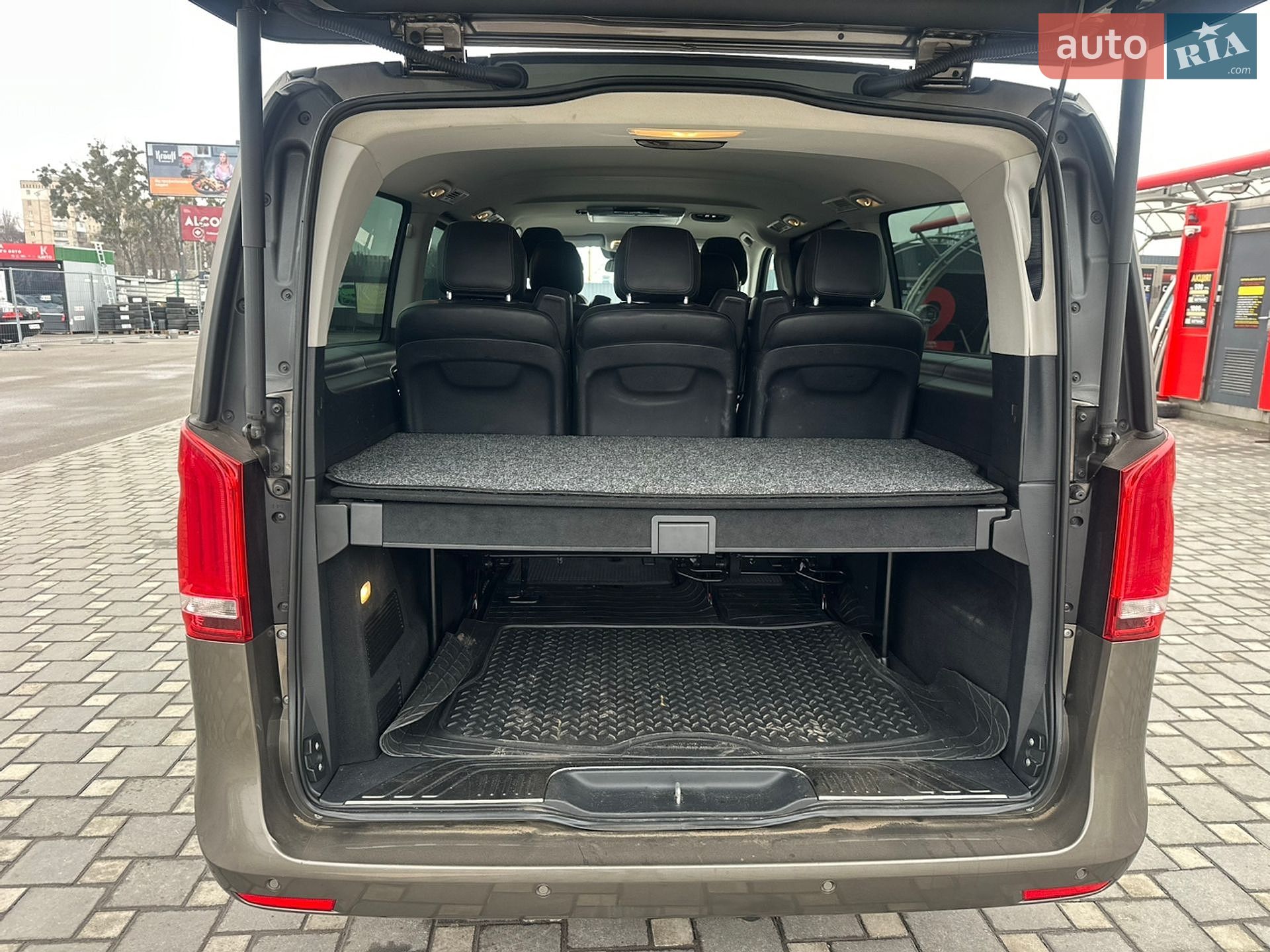 Mercedes-Benz V-Class 2015 VIN WDF44781513066351 фото оголошення 12 з 23