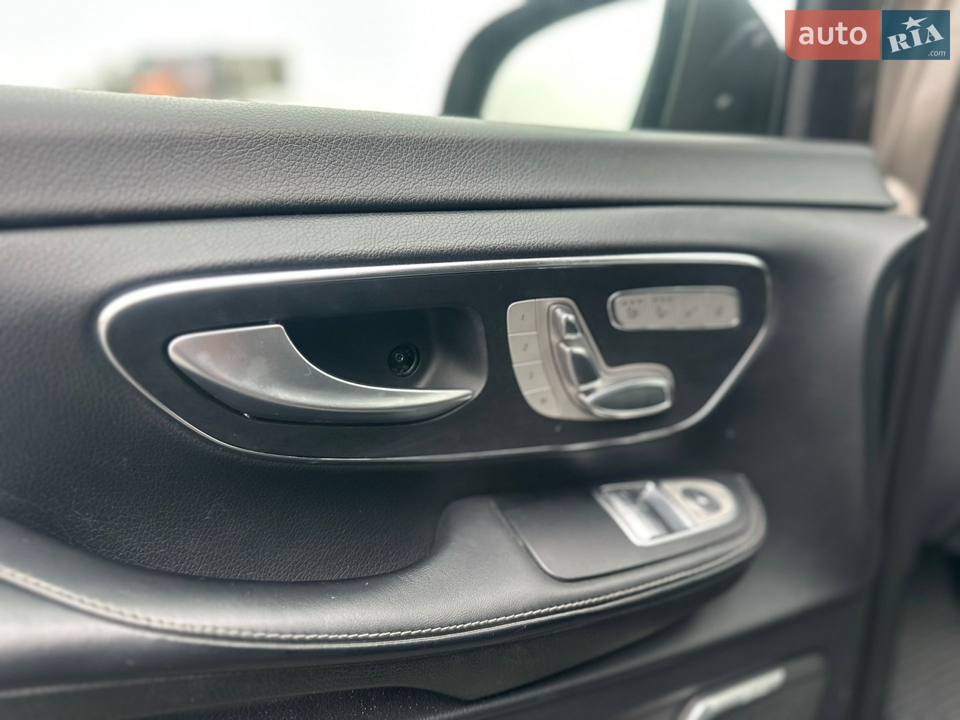 Mercedes-Benz V-Class 2015 VIN WDF44781513066351 фото оголошення 23 з 23