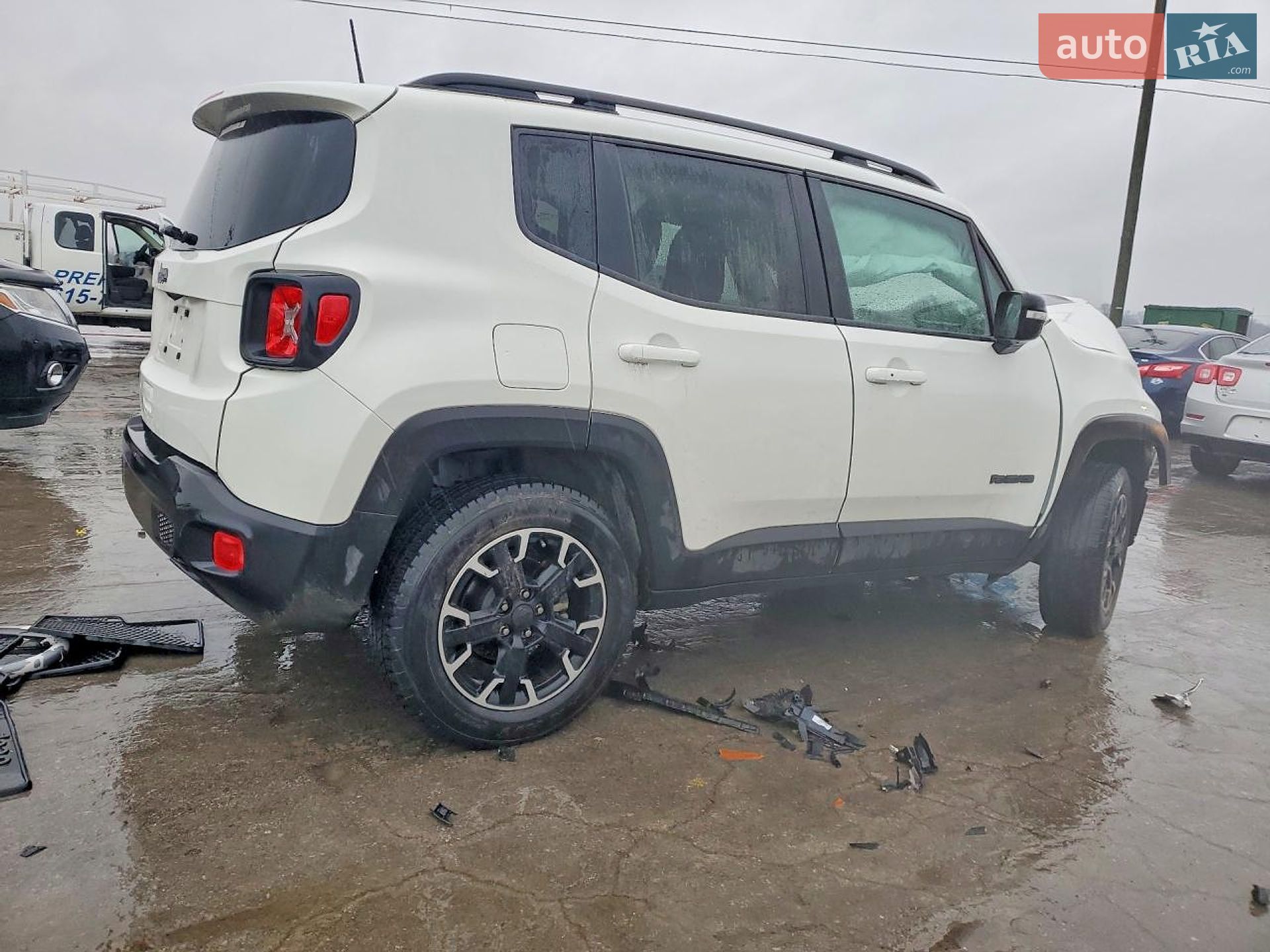 Jeep Renegade 2023 VIN ZACNJDB11PPP41520 фото оголошення 3 з 12