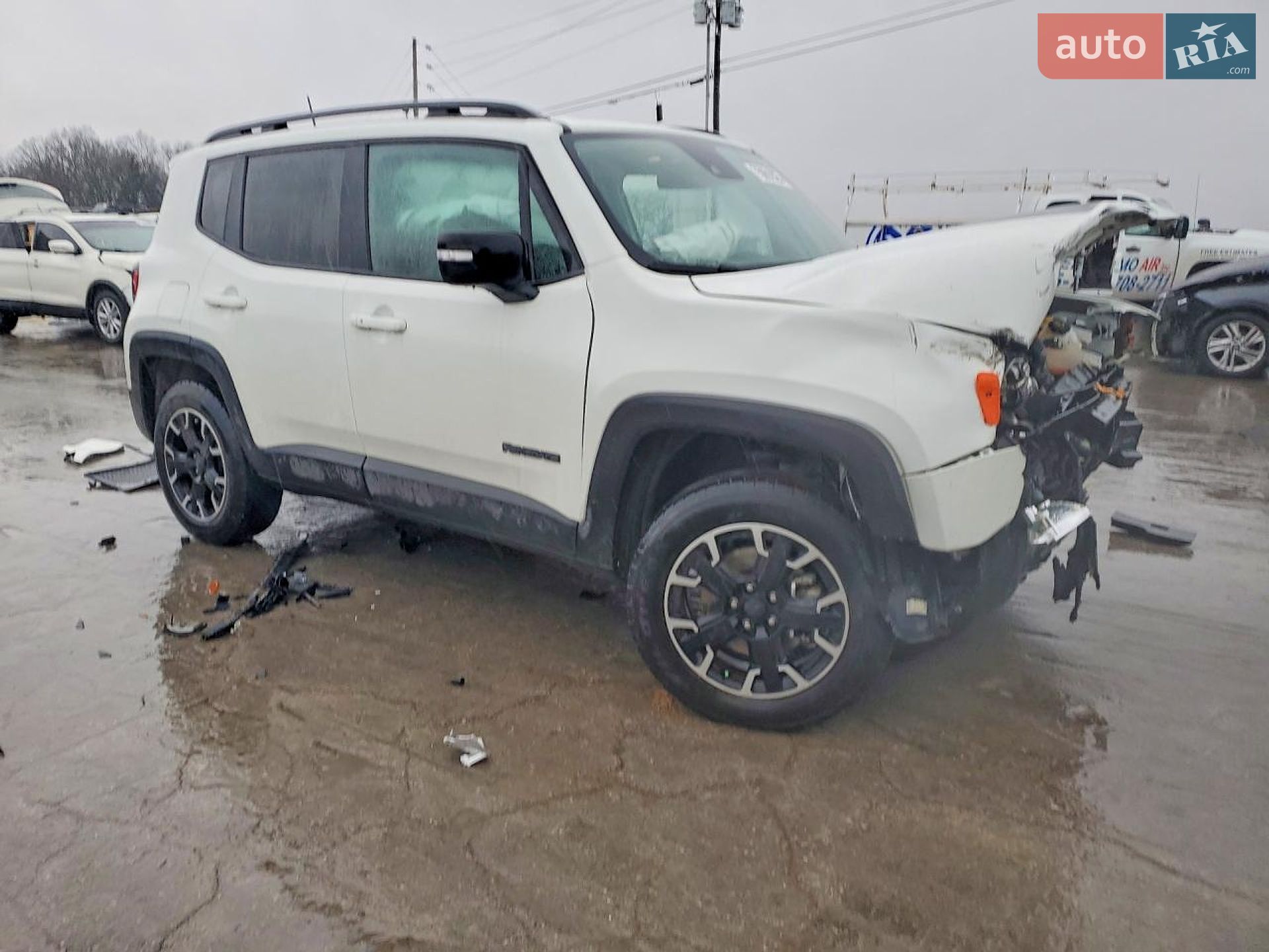Jeep Renegade 2023 VIN ZACNJDB11PPP41520 фото оголошення 4 з 12