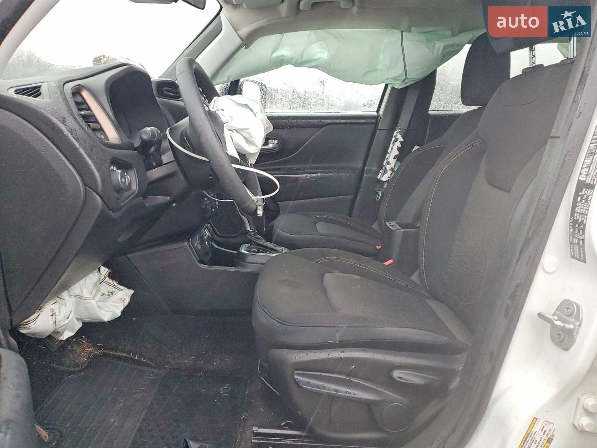 Jeep Renegade 2023 VIN ZACNJDB11PPP41520 фото оголошення 7 з 12