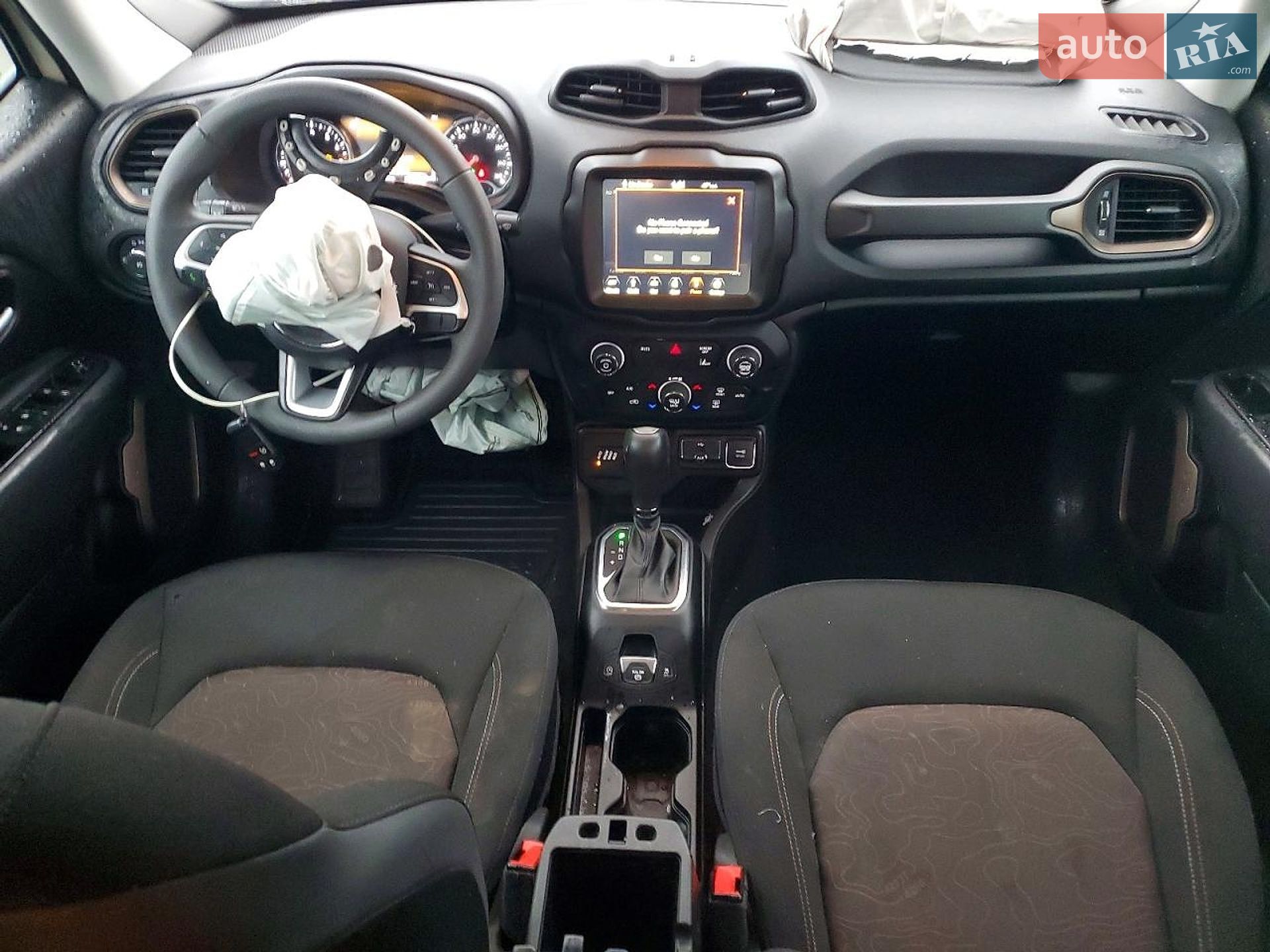 Jeep Renegade 2023 VIN ZACNJDB11PPP41520 фото оголошення 8 з 12