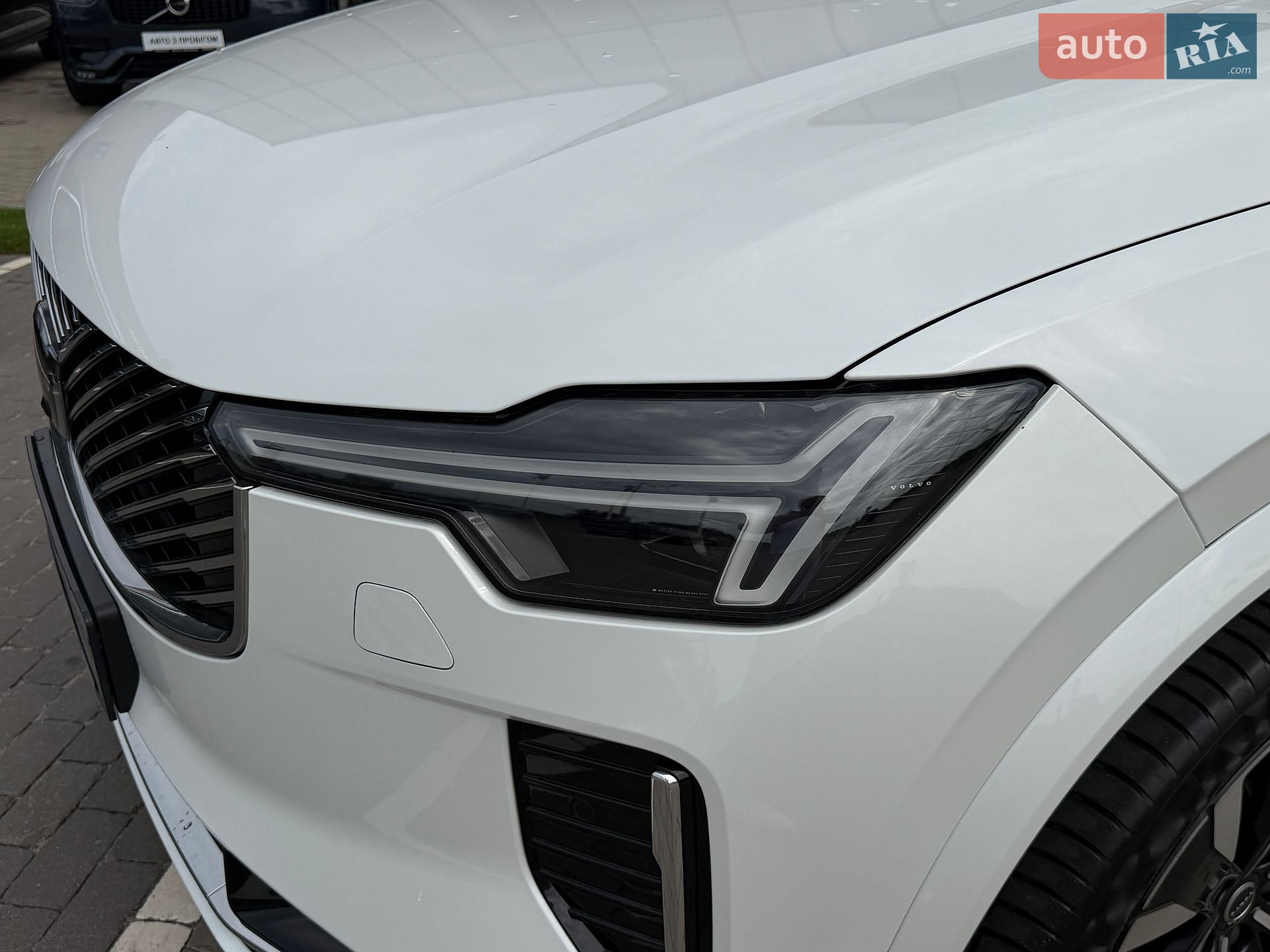 Volvo XC90 2025 VIN YV1LFM1V4T1473535 фото оголошення 12 з 26