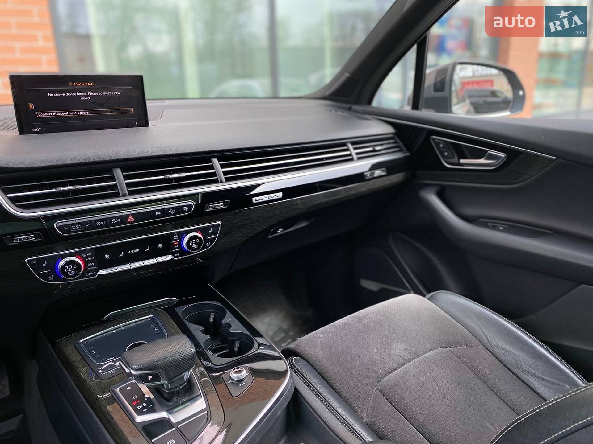 Audi Q7 2017 VIN WA1VAAF71HD046285 фото оголошення 67 з 76