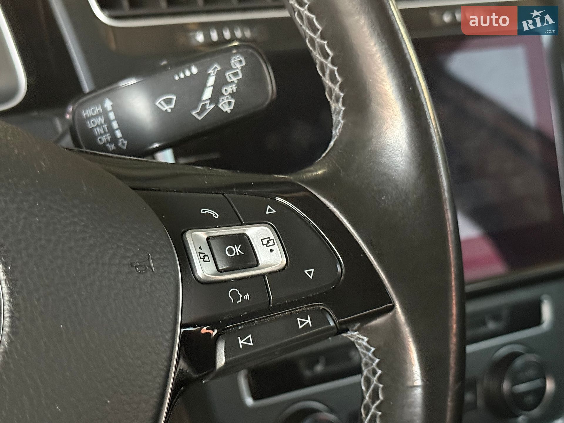 Volkswagen e-Golf 2015 VIN WVWPP7AU0FW910810 фото оголошення 30 з 39