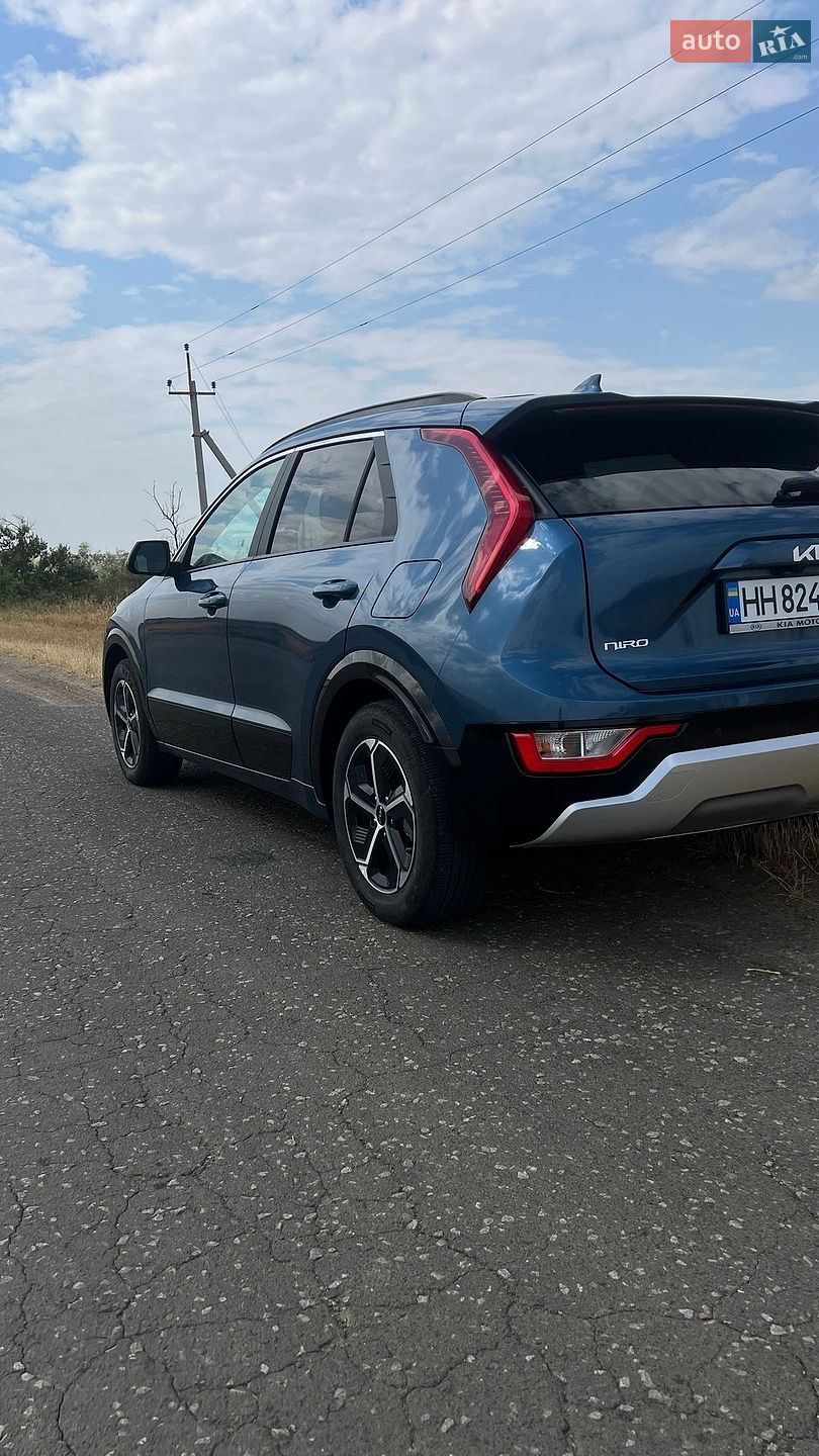Kia Niro 2023 VIN KNDCR3LEXP5117643 фото оголошення 6 з 9