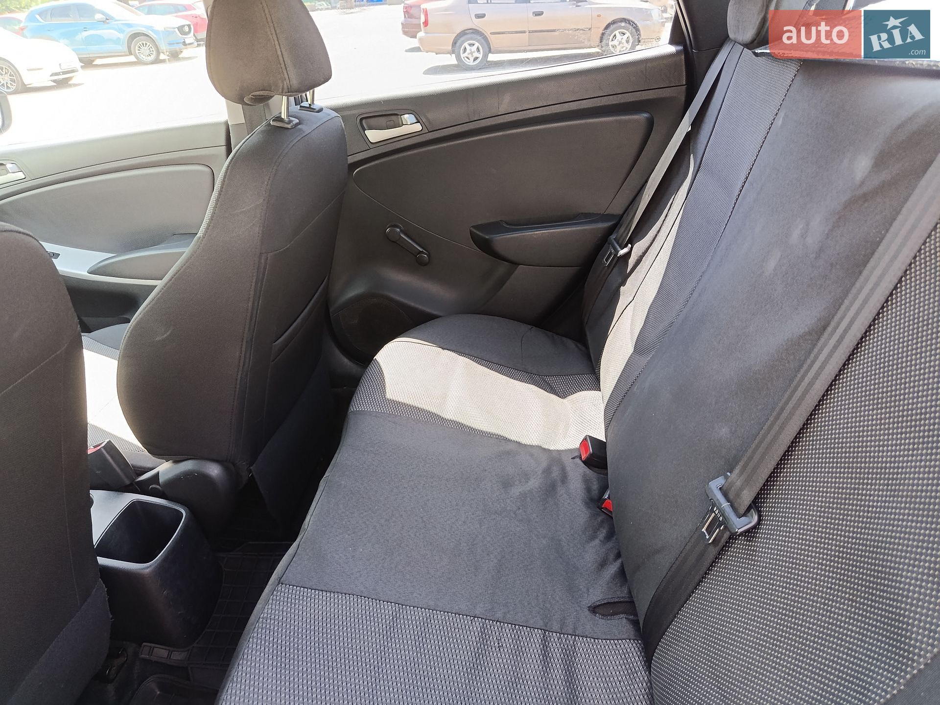 Hyundai Accent 2011 VIN Z94CT41CABR015422 фото оголошення 8 з 13