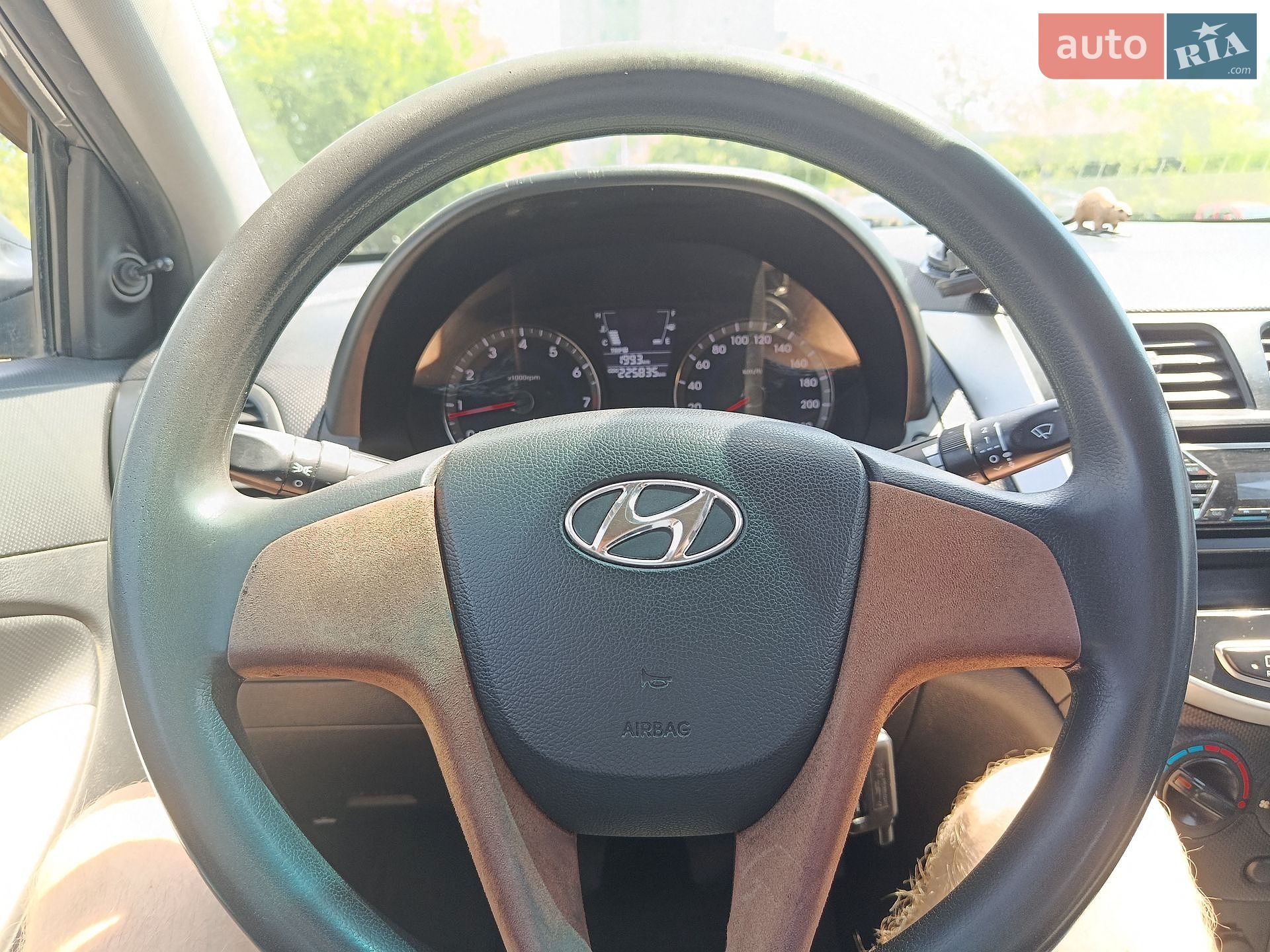 Hyundai Accent 2011 VIN Z94CT41CABR015422 фото оголошення 11 з 13