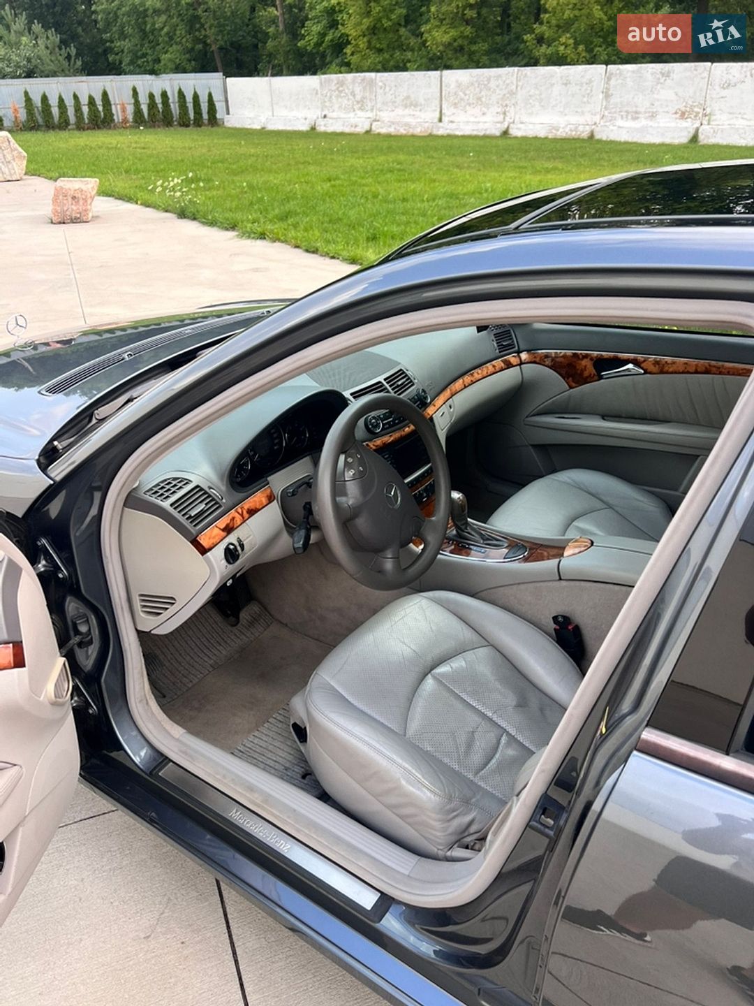 Mercedes-Benz E-Class 2005 VIN WDB2110221A882246 фото оголошення 12 з 23