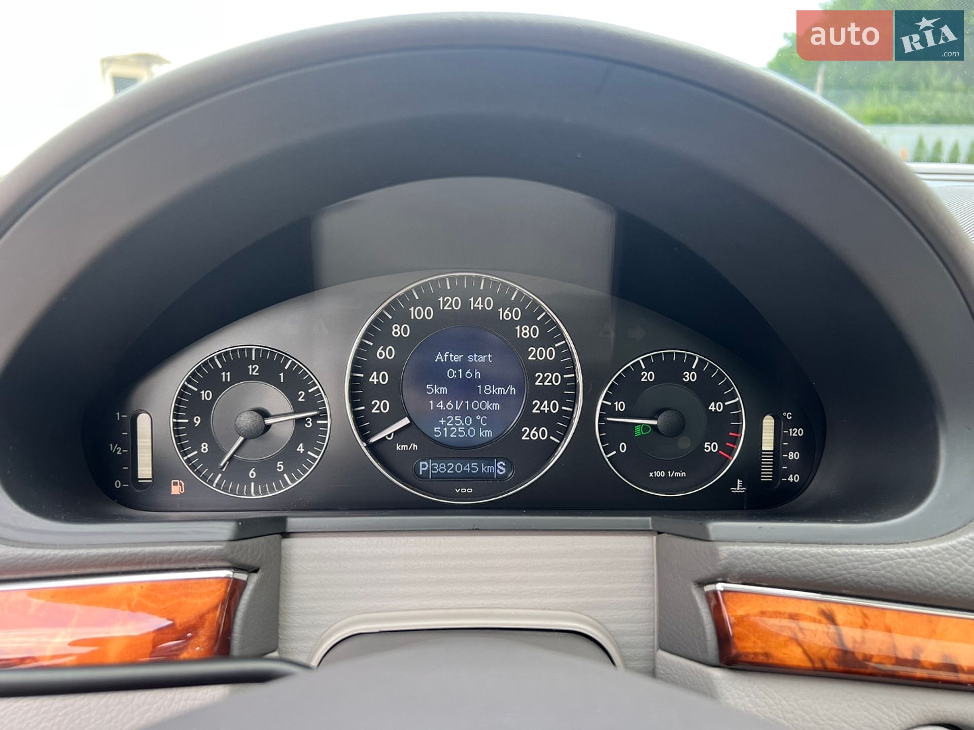 Mercedes-Benz E-Class 2005 VIN WDB2110221A882246 фото оголошення 18 з 23