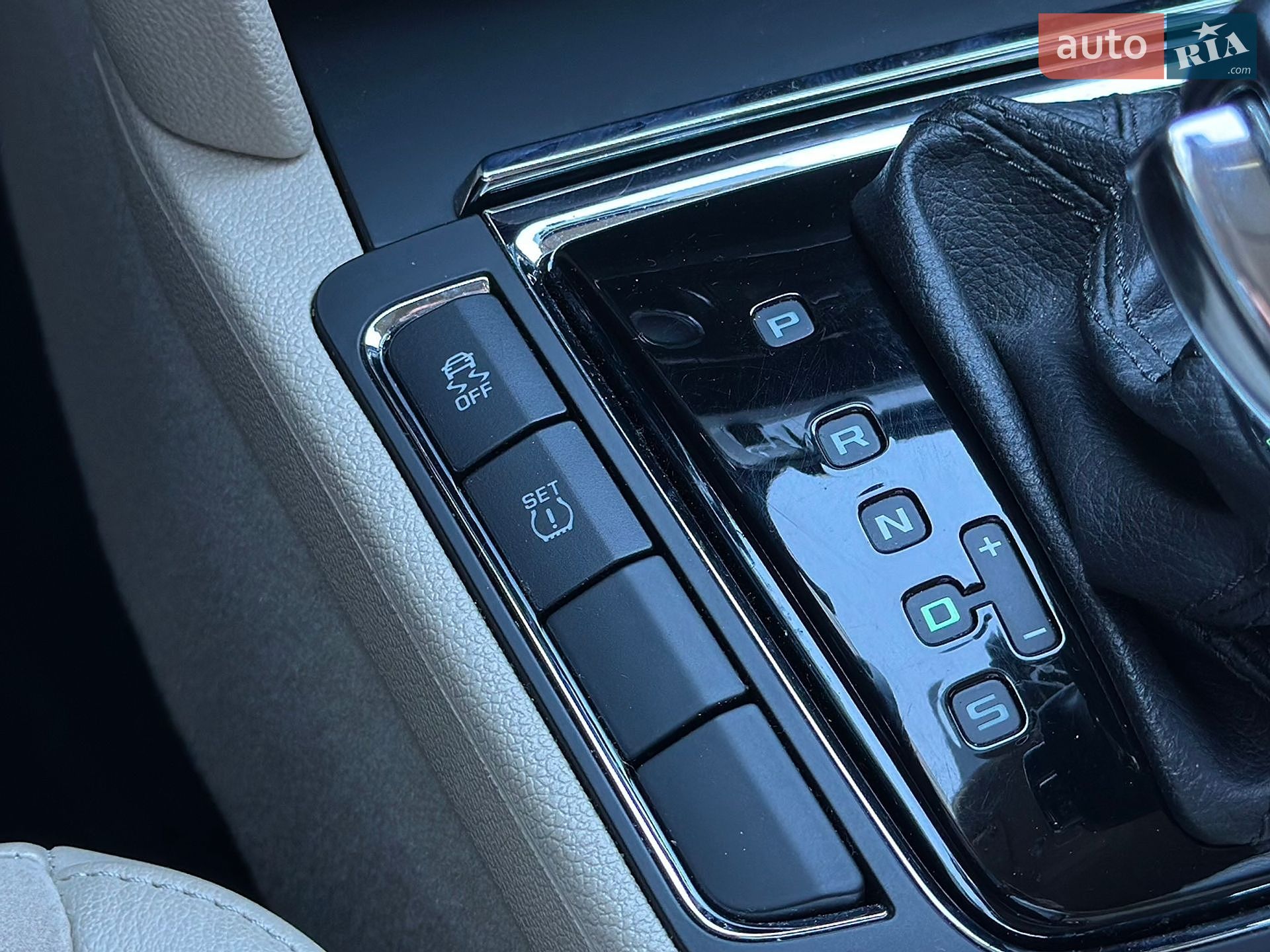 Skoda Superb 2012 VIN TMBAB93T6C9013859 фото оголошення 19 з 29