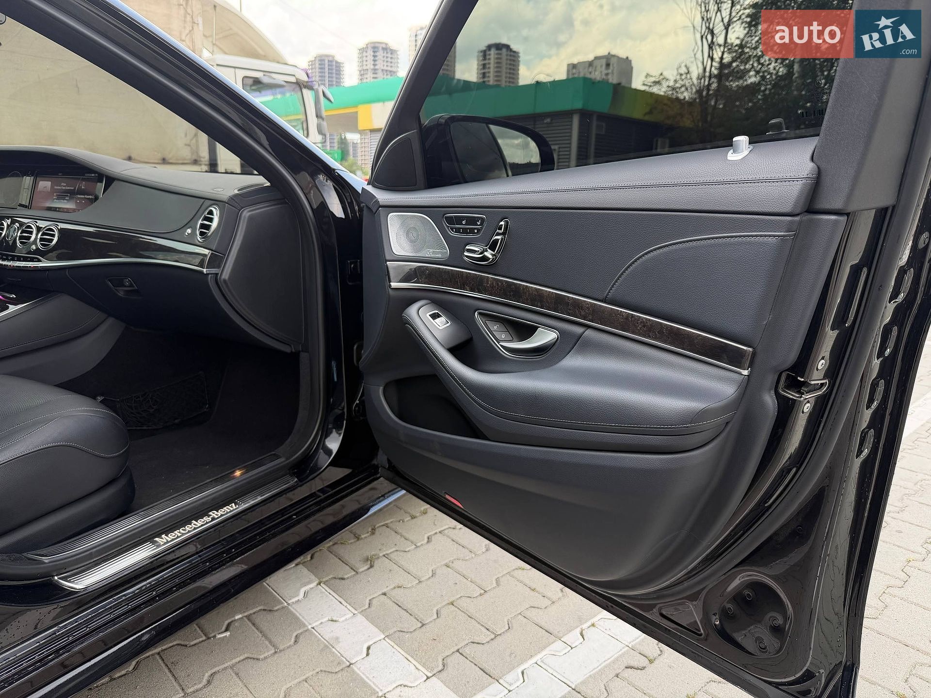 Mercedes-Benz S-Class 2016 VIN WDDUF3DB2HA313592 фото оголошення 25 з 47