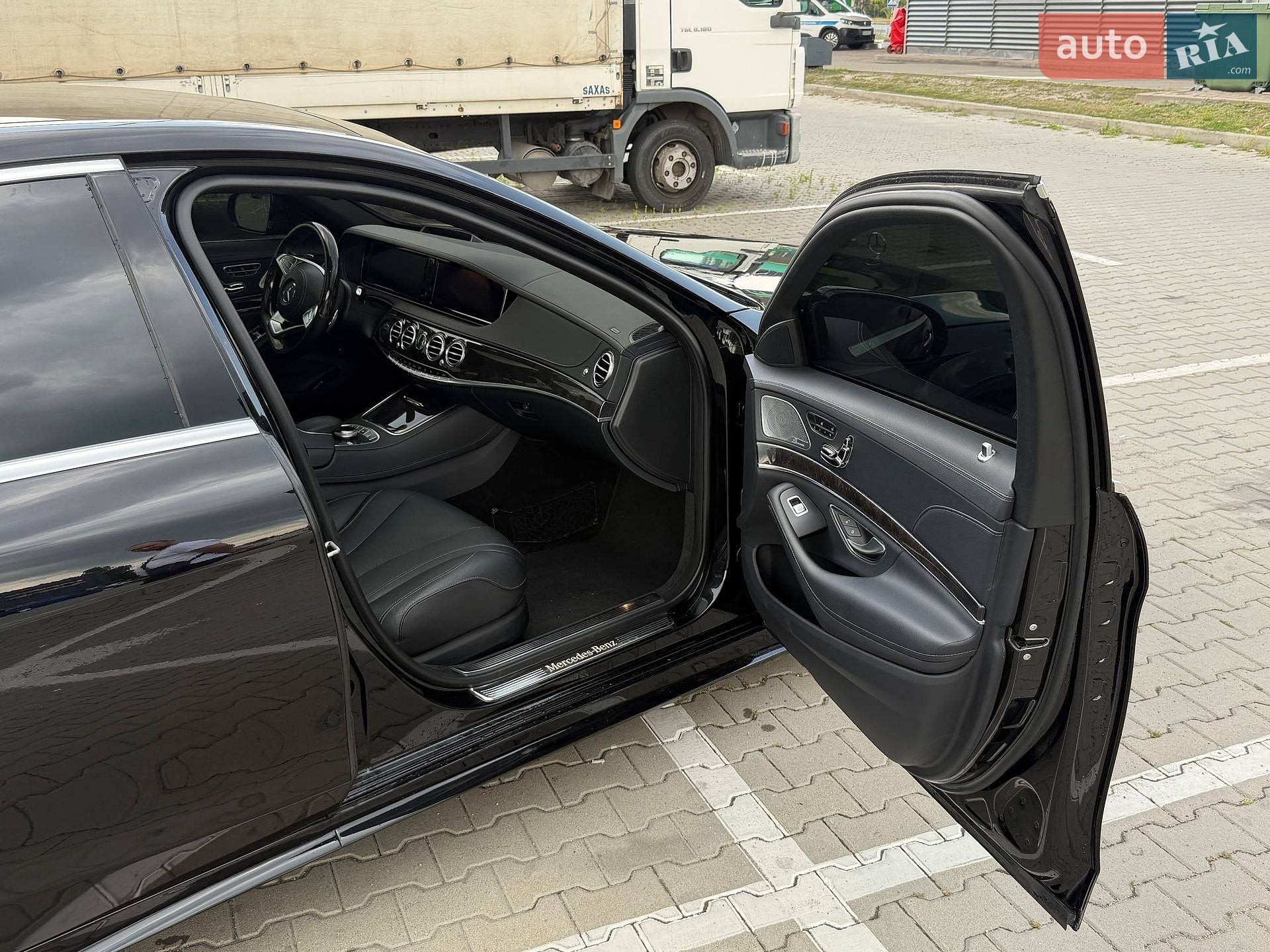 Mercedes-Benz S-Class 2016 VIN WDDUF3DB2HA313592 фото оголошення 46 з 47