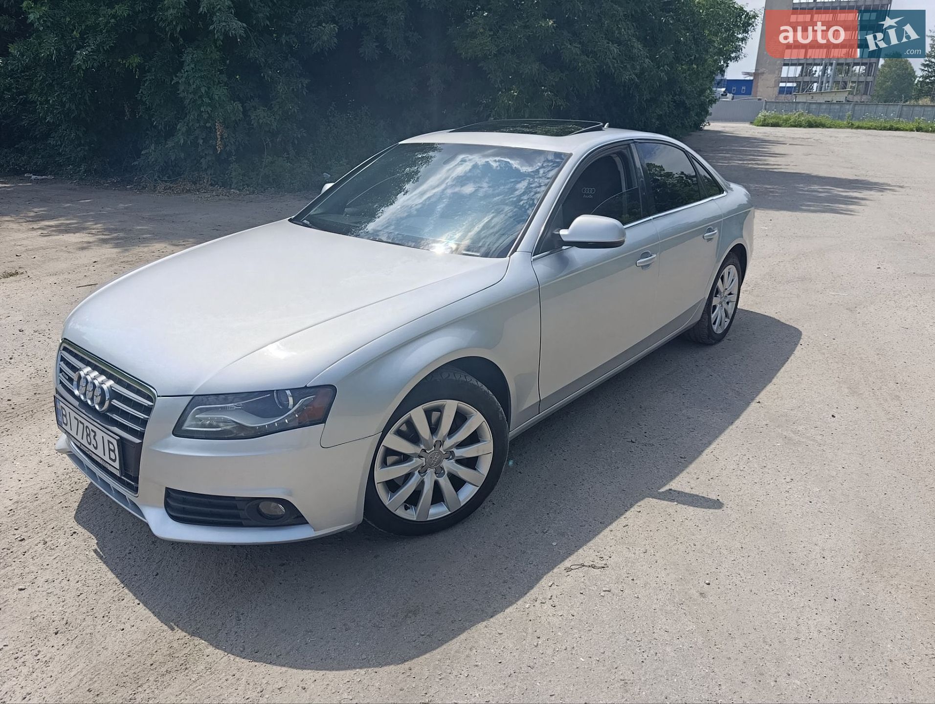 Audi A4 2012 VIN WAUBFAFL8CA053460 фото оголошення 19 з 25