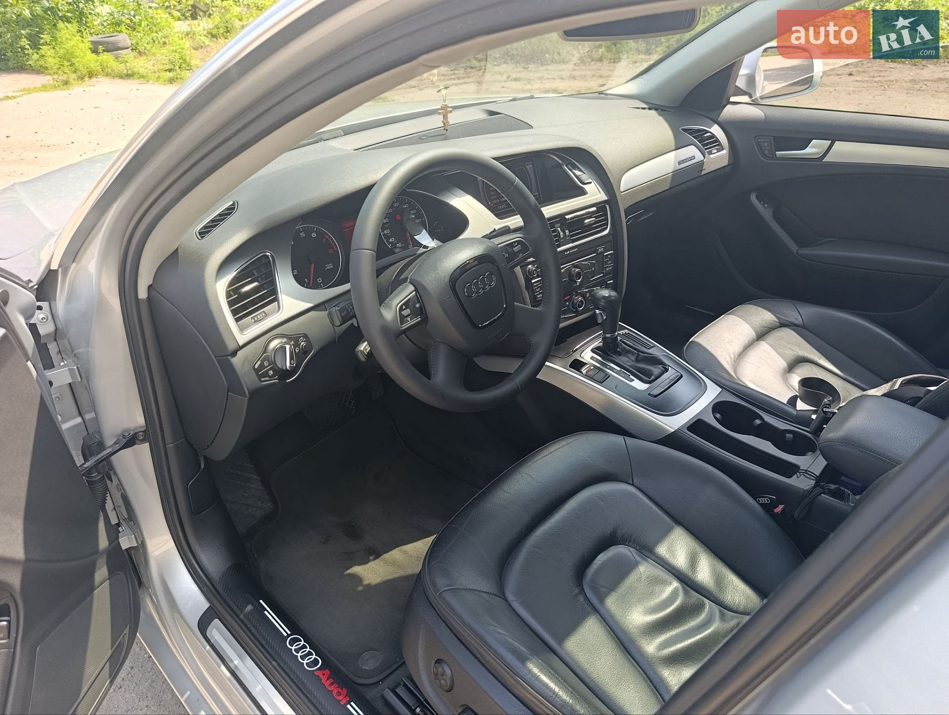 Audi A4 2012 VIN WAUBFAFL8CA053460 фото оголошення 25 з 25