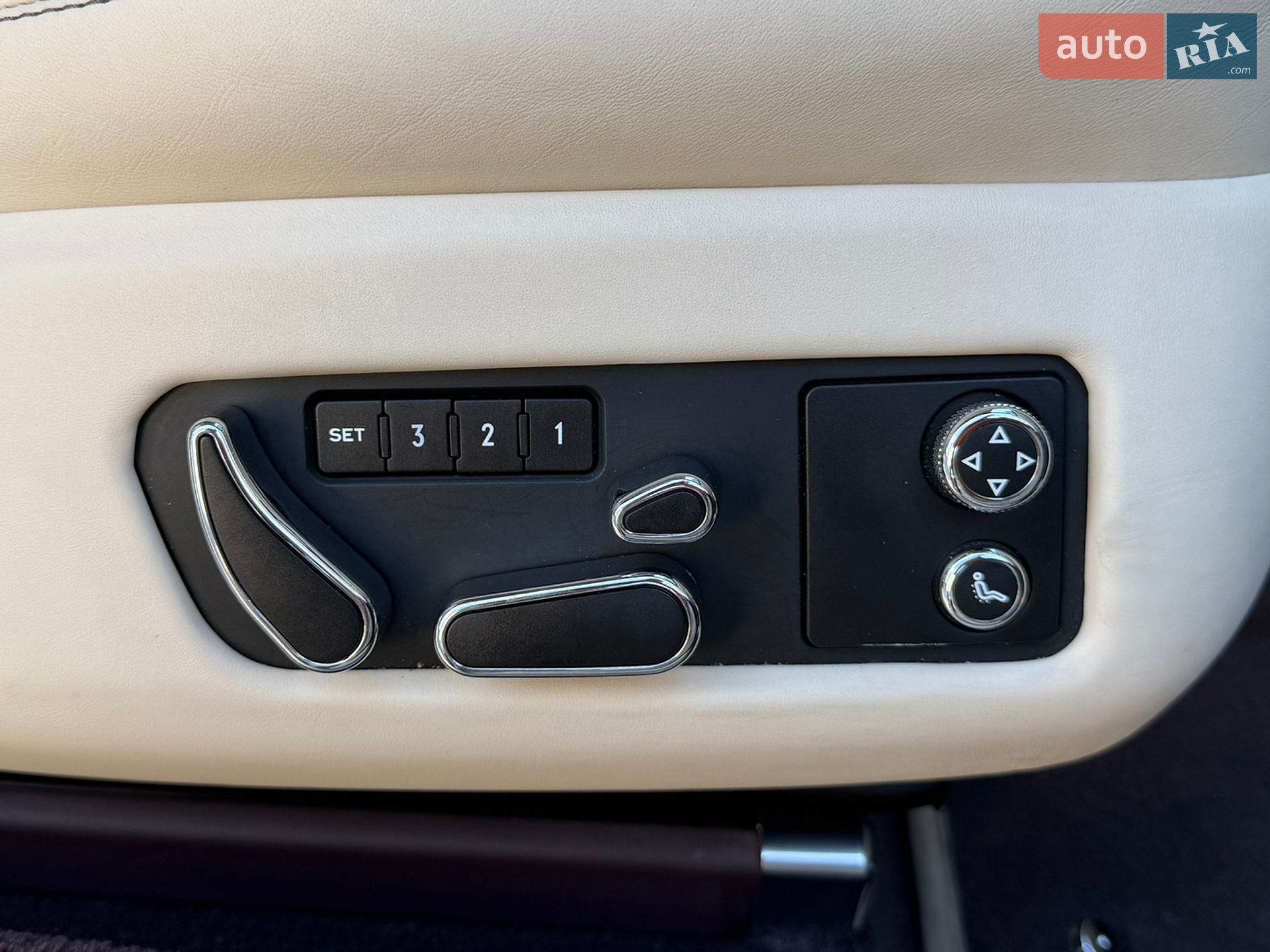 Bentley Continental GT 2014 VIN SCBFA63W3EC095155 фото оголошення 46 з 75