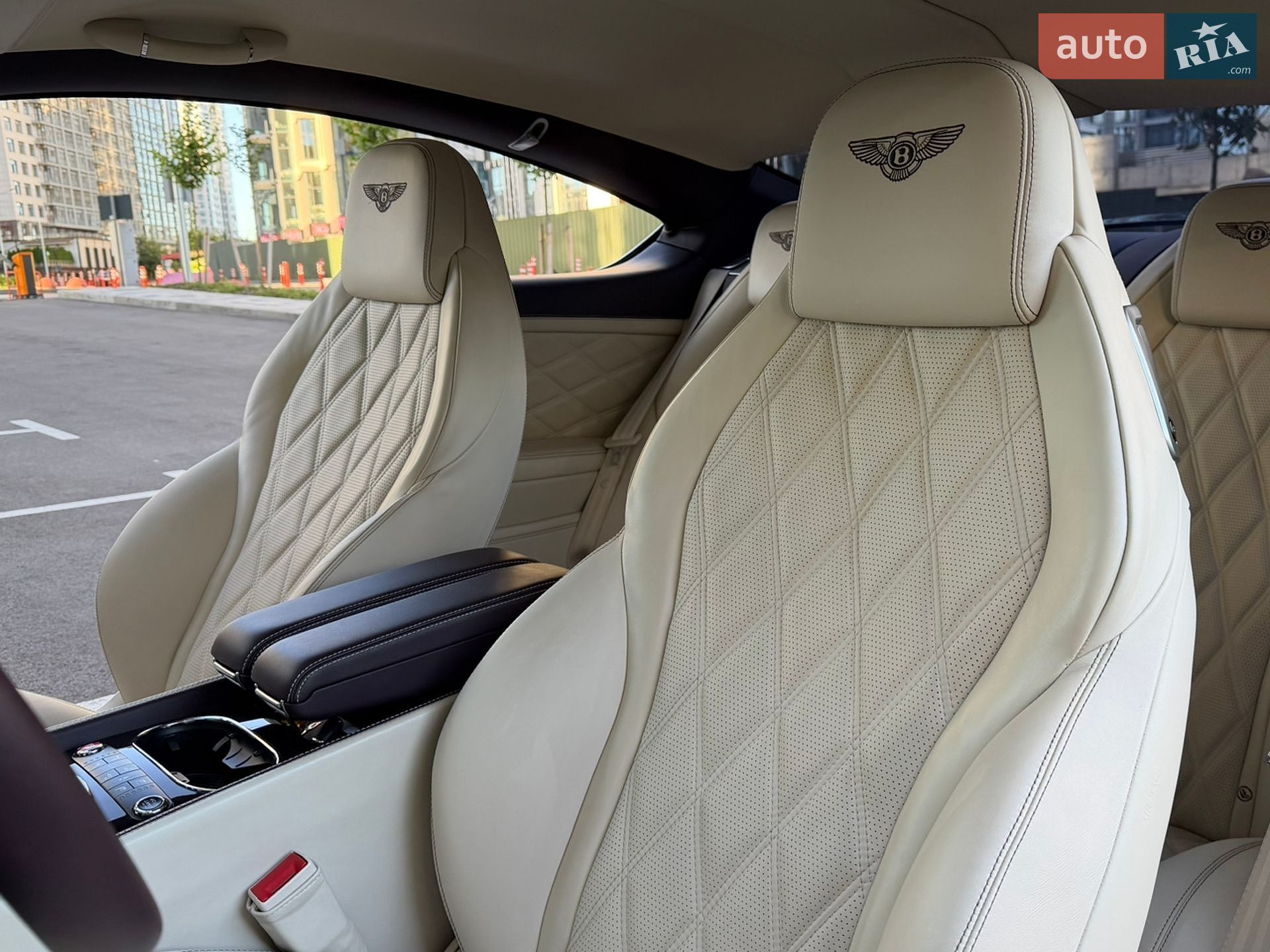 Bentley Continental GT 2014 VIN SCBFA63W3EC095155 фото оголошення 38 з 75