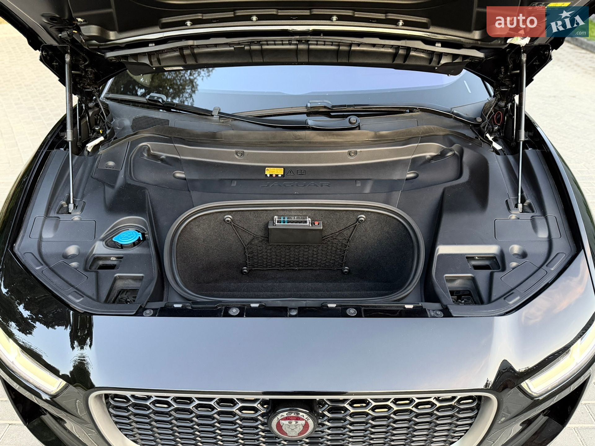 Jaguar I-Pace 2018 VIN SADHA2B15K1F63423 фото оголошення 28 з 71