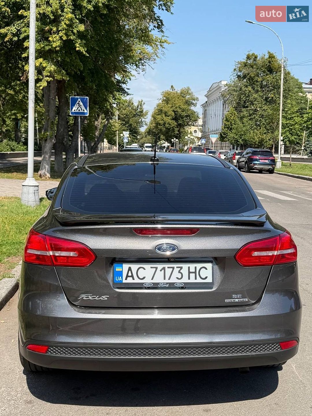 Ford Focus 2015 VIN 1FADP3F2XFL323251 фото оголошення 5 з 10