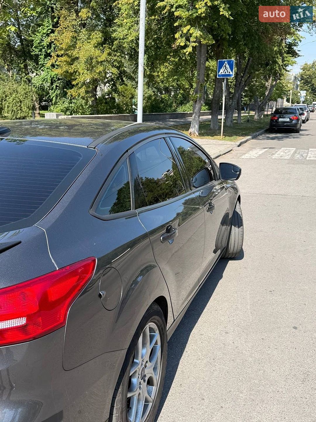 Ford Focus 2015 VIN 1FADP3F2XFL323251 фото оголошення 6 з 10