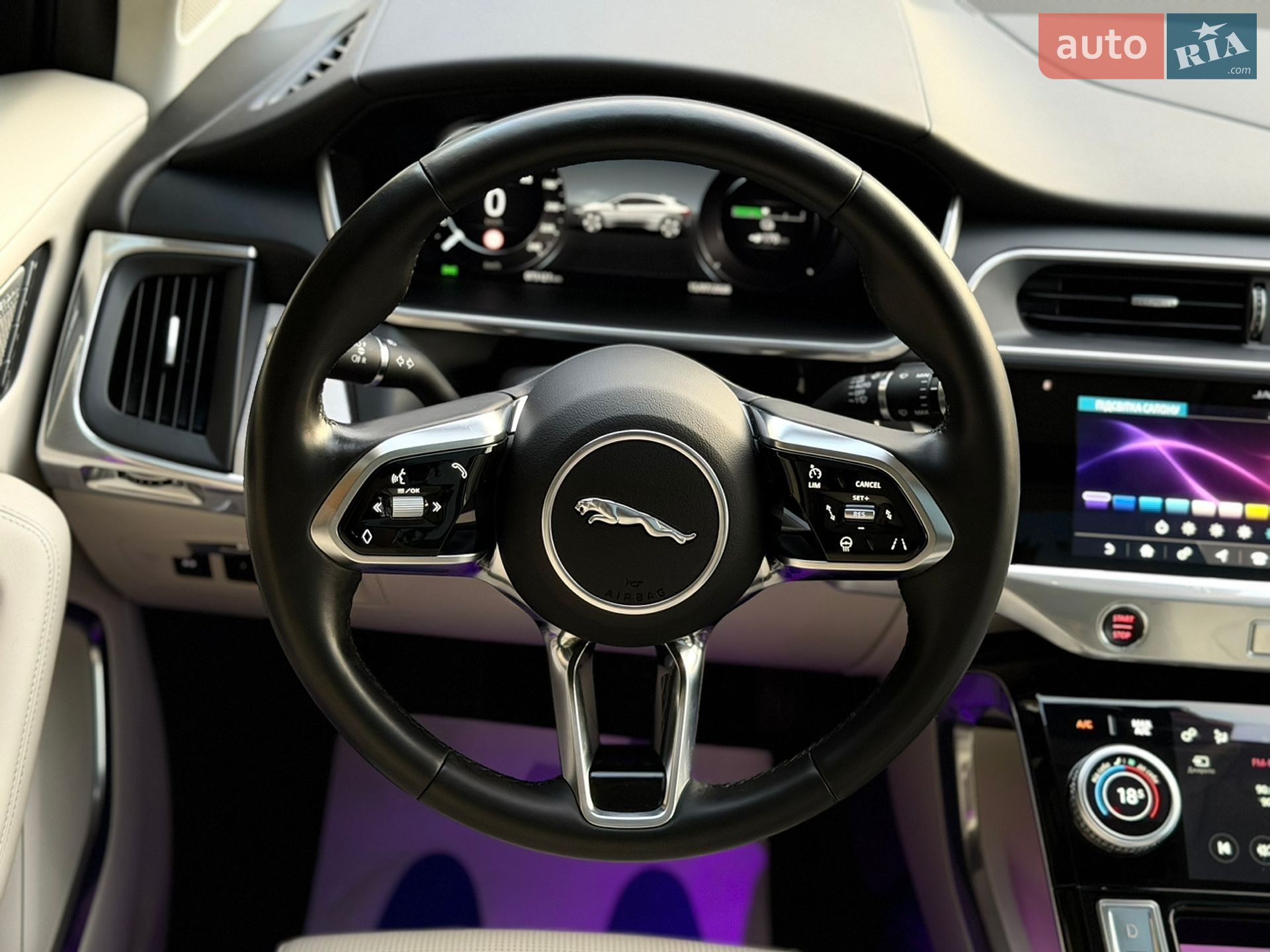 Jaguar I-Pace 2018 VIN SADHA2B15K1F63423 фото оголошення 34 з 71