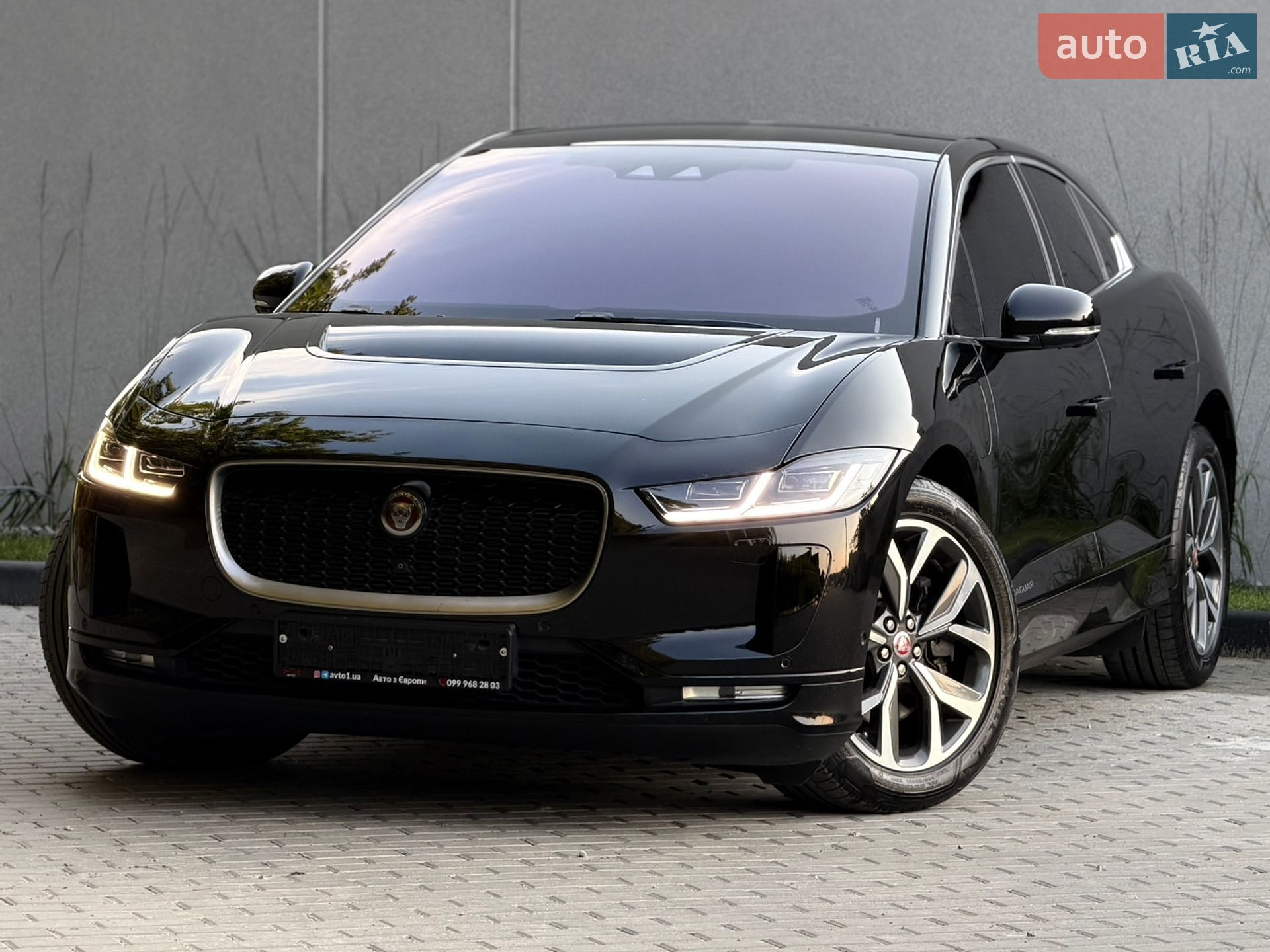 Jaguar I-Pace 2018 VIN SADHA2B15K1F63423 фото оголошення 63 з 71