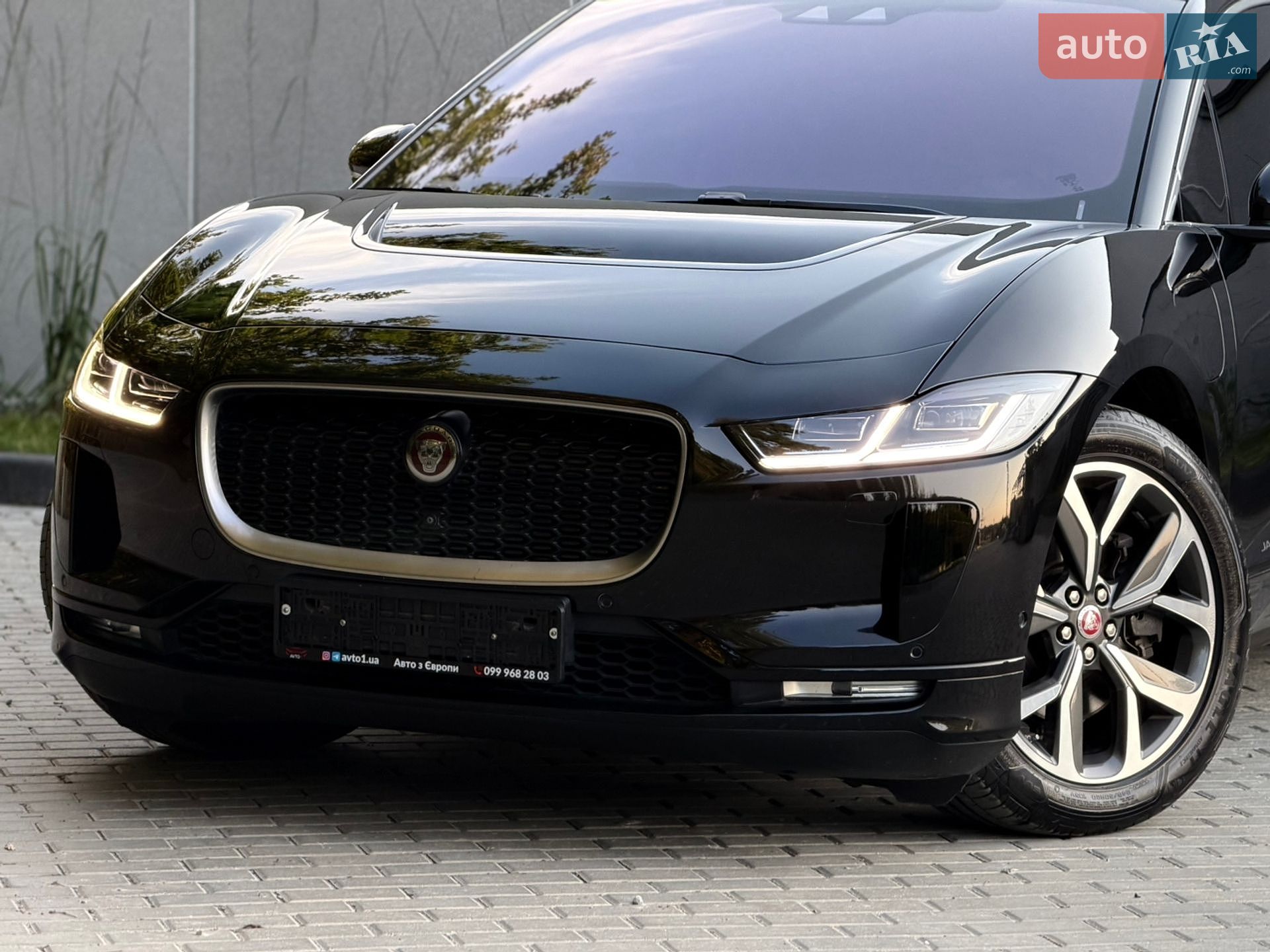 Jaguar I-Pace 2018 VIN SADHA2B15K1F63423 фото оголошення 69 з 71