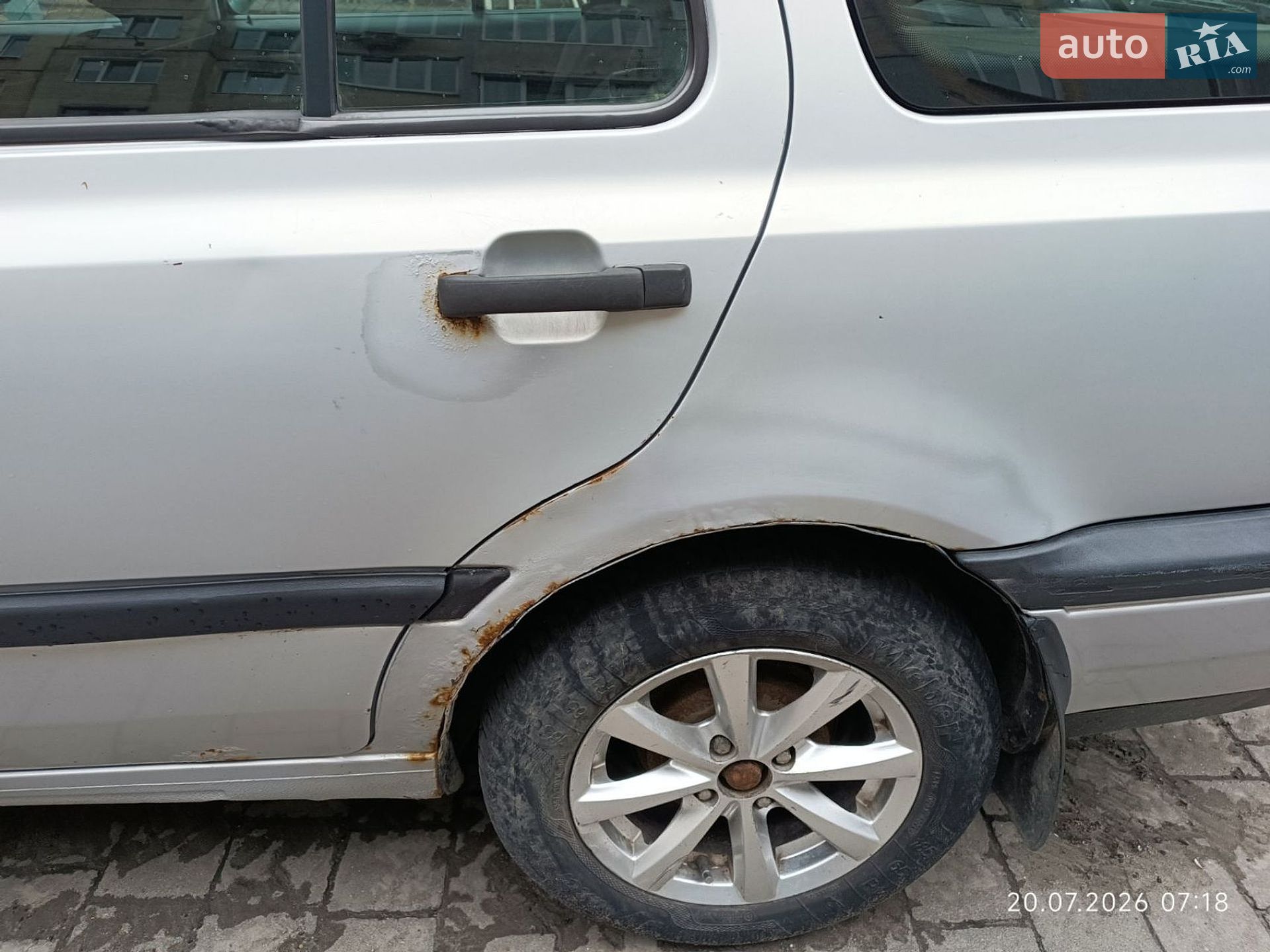 Volkswagen Golf 1994 VIN WVWZZZ1HZSW066037 фото оголошення 3 з 18
