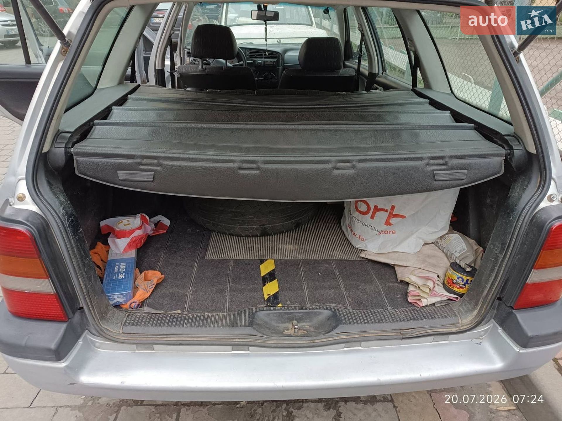Volkswagen Golf 1994 VIN WVWZZZ1HZSW066037 фото оголошення 11 з 18