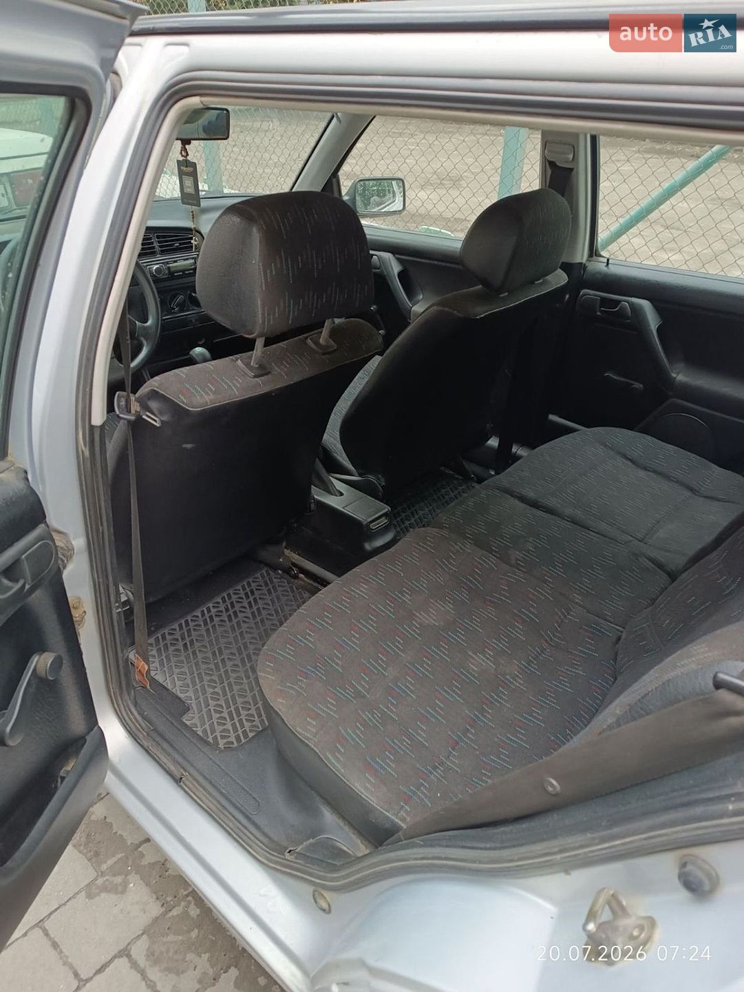 Volkswagen Golf 1994 VIN WVWZZZ1HZSW066037 фото оголошення 16 з 18