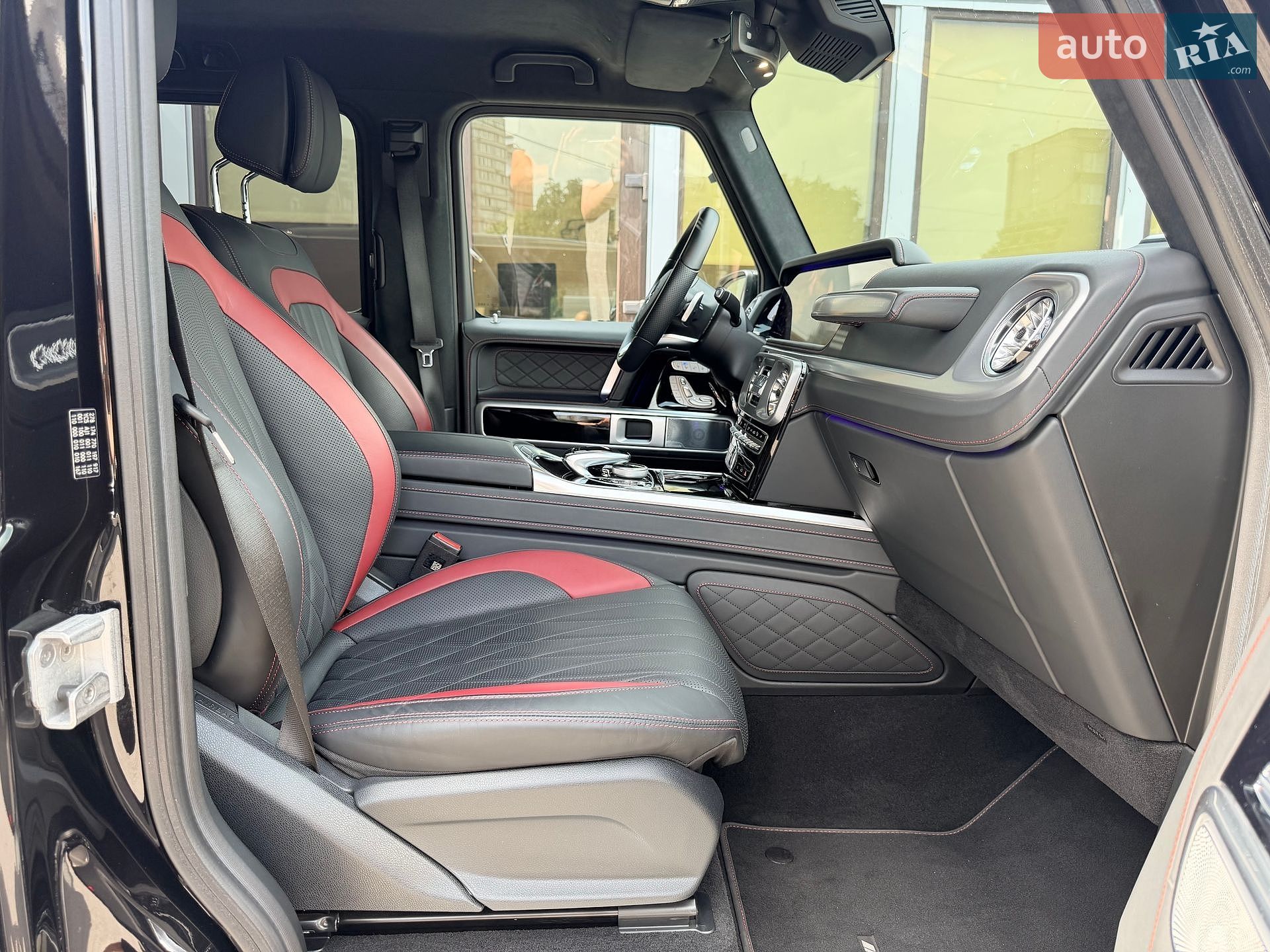 Mercedes-Benz G-Class 2023 VIN W1NYC5AJ1PX470109 фото оголошення 16 з 38