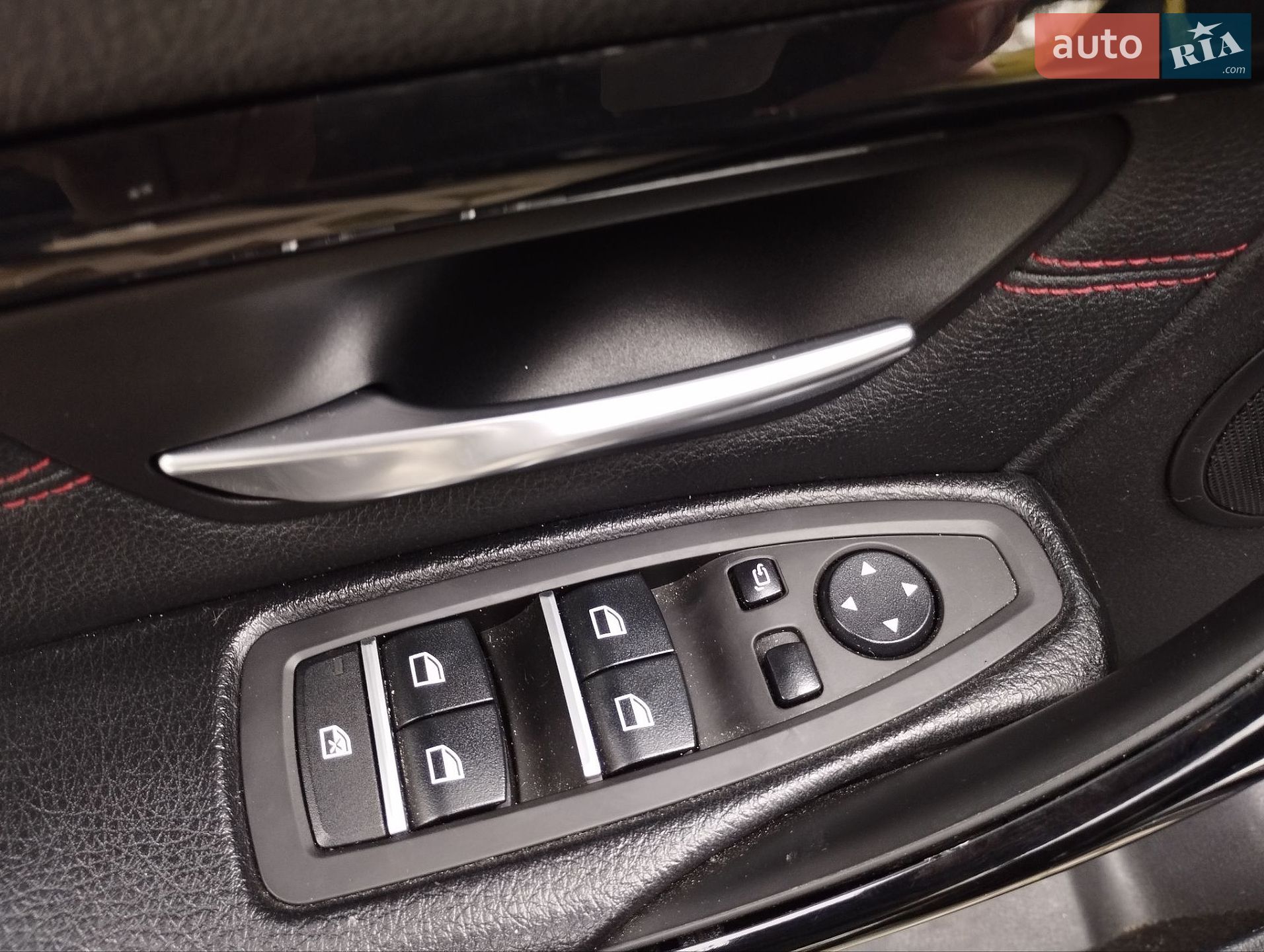 BMW 3 Series 2015 VIN WBA8E3G57GNT76597 фото оголошення 14 з 32