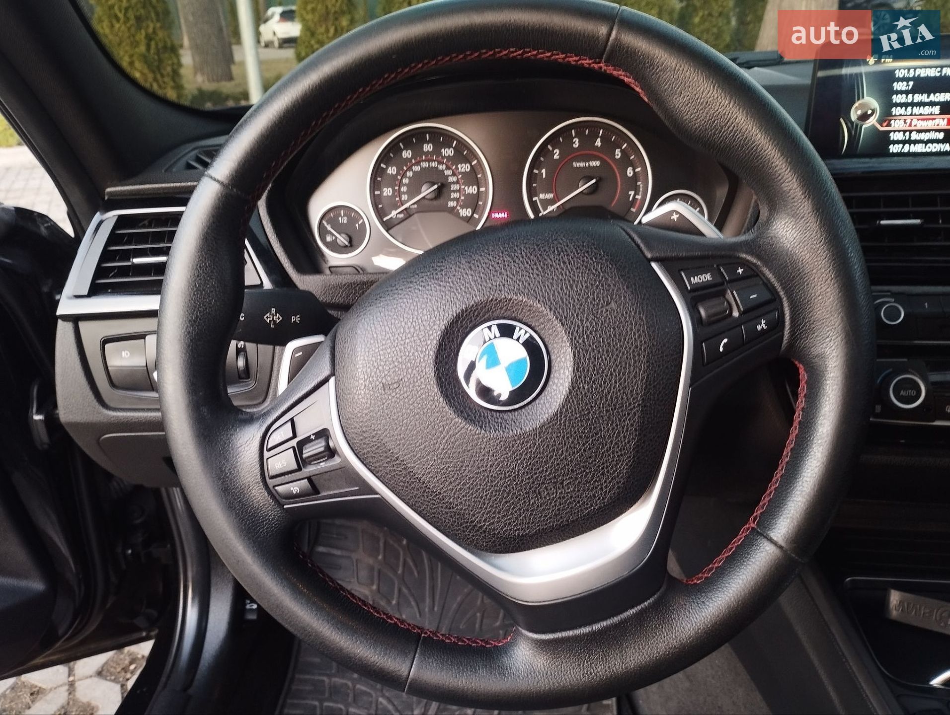 BMW 3 Series 2015 VIN WBA8E3G57GNT76597 фото оголошення 30 з 32