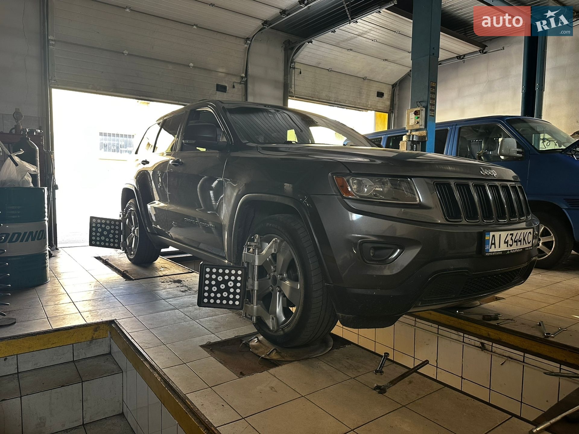 Jeep Grand Cherokee 2015 VIN 1C4RJEBG1FC951861 фото оголошення 37 з 38
