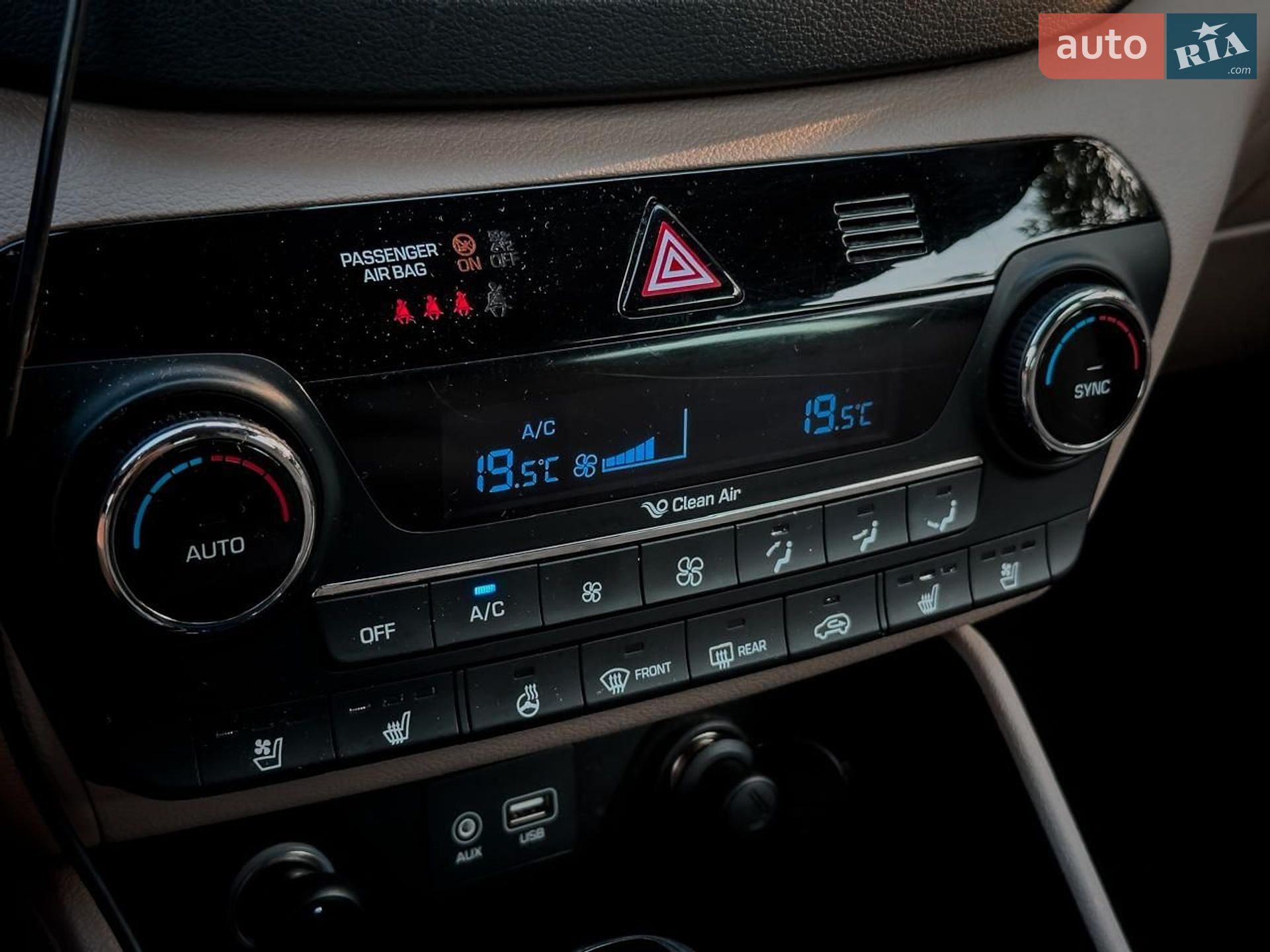Hyundai Tucson 2016 VIN TMAJ3813DGJ163618 фото оголошення 8 з 13