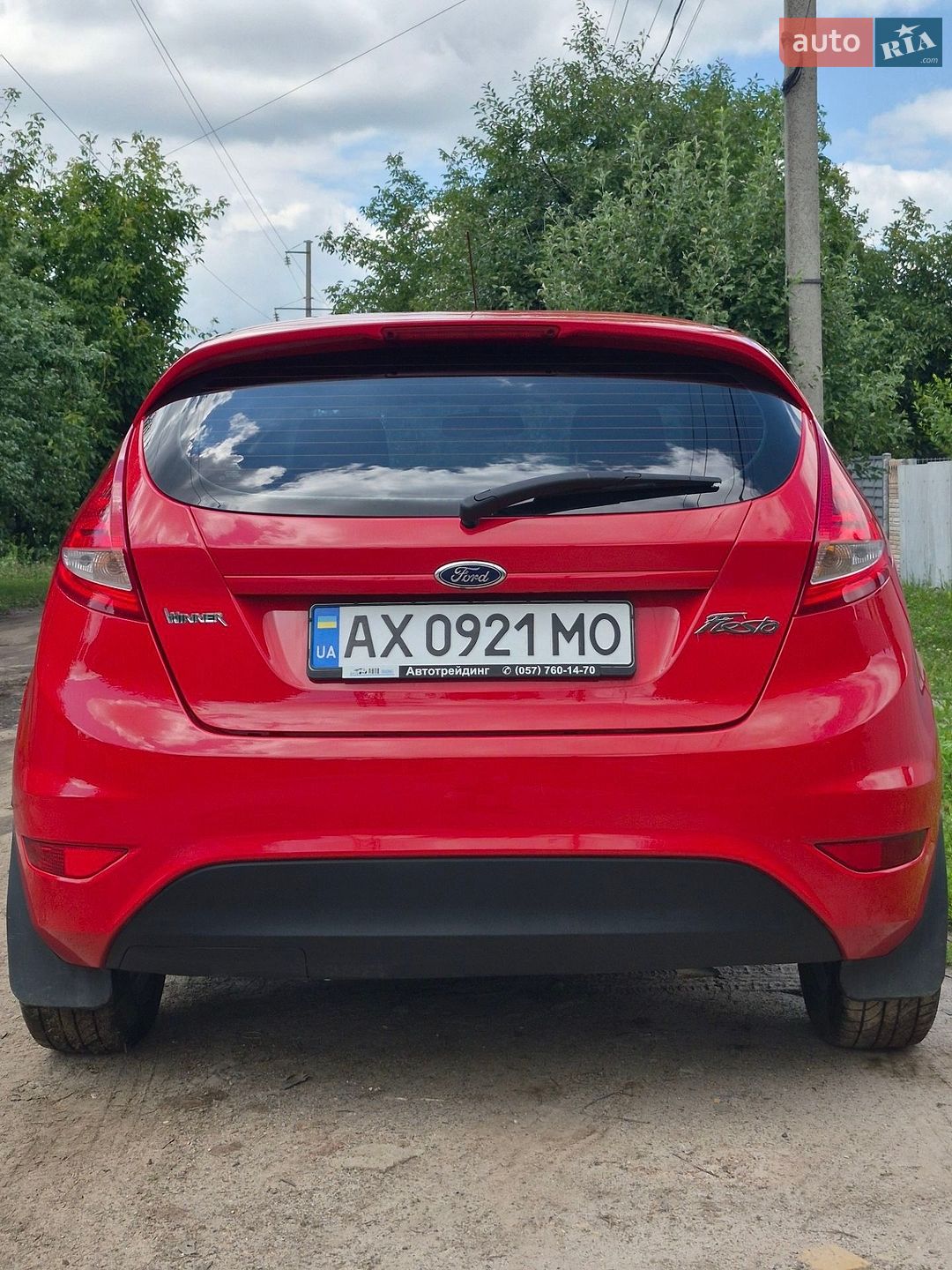 Ford Fiesta 2011 VIN WF0JXXGAJJBM49546 фото оголошення 2 з 8