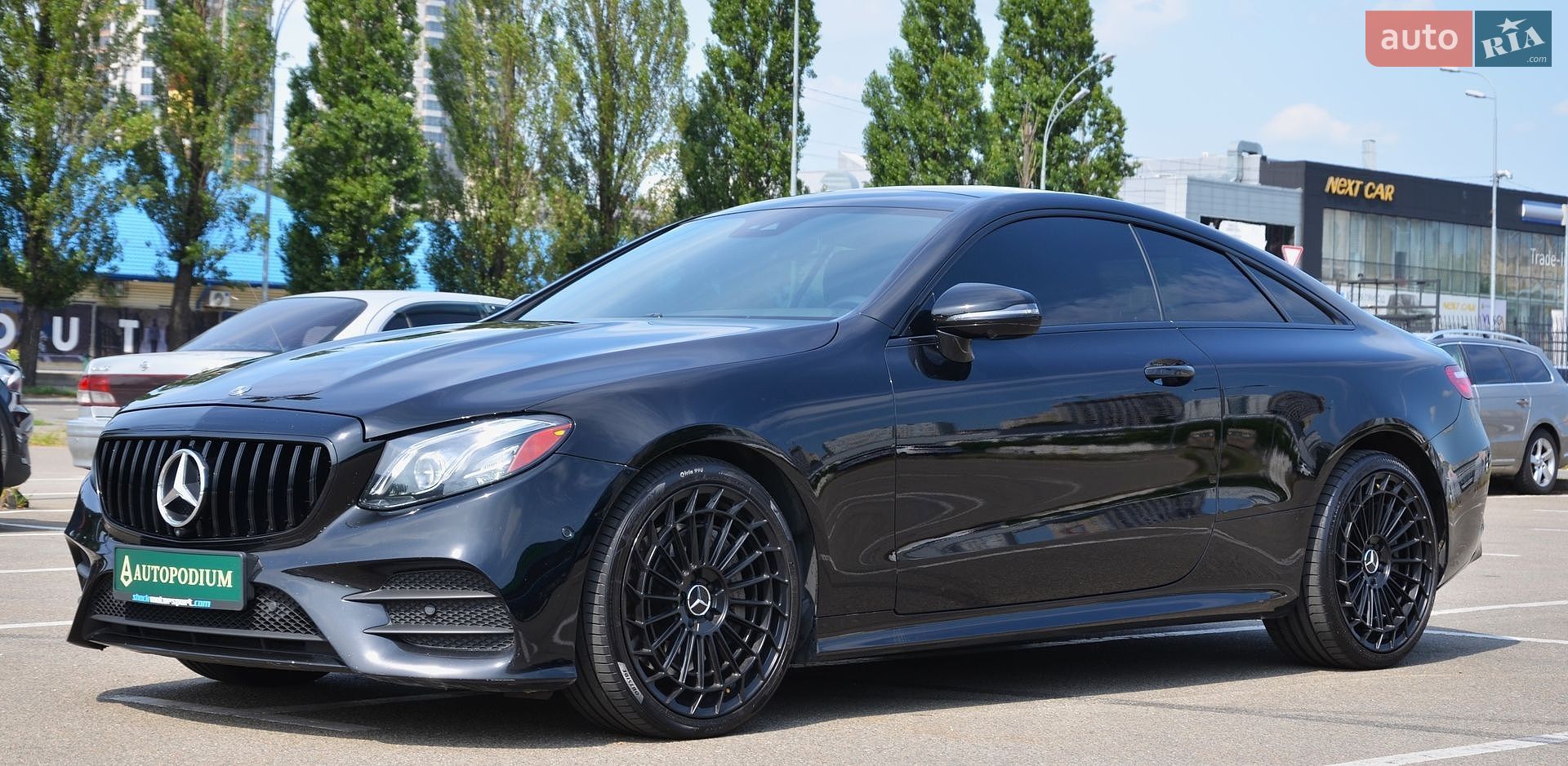 Mercedes-Benz E-Class 2018 VIN WDD1J6JB5KF088943 фото оголошення 3 з 52