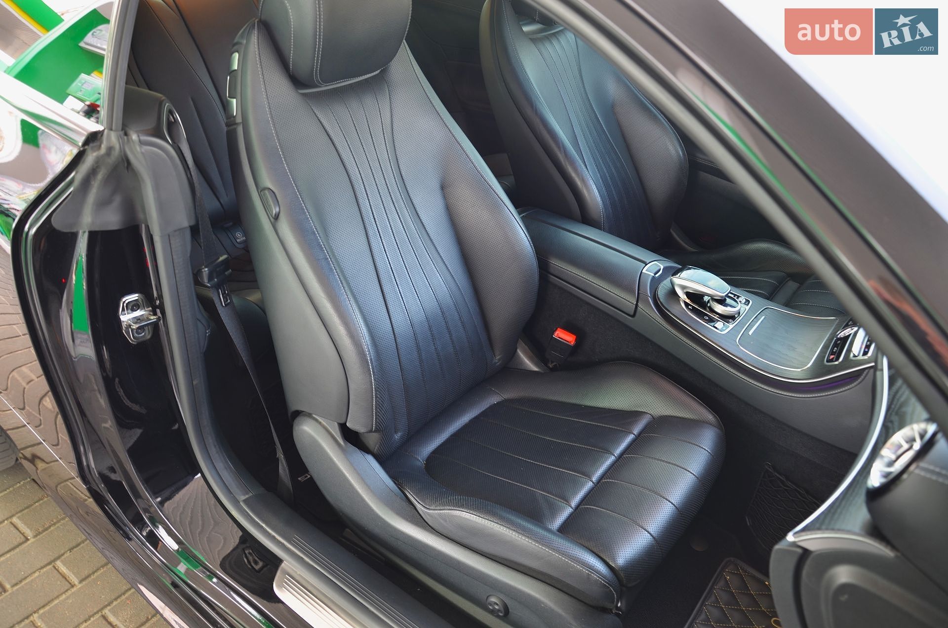 Mercedes-Benz E-Class 2018 VIN WDD1J6JB5KF088943 фото оголошення 47 з 52