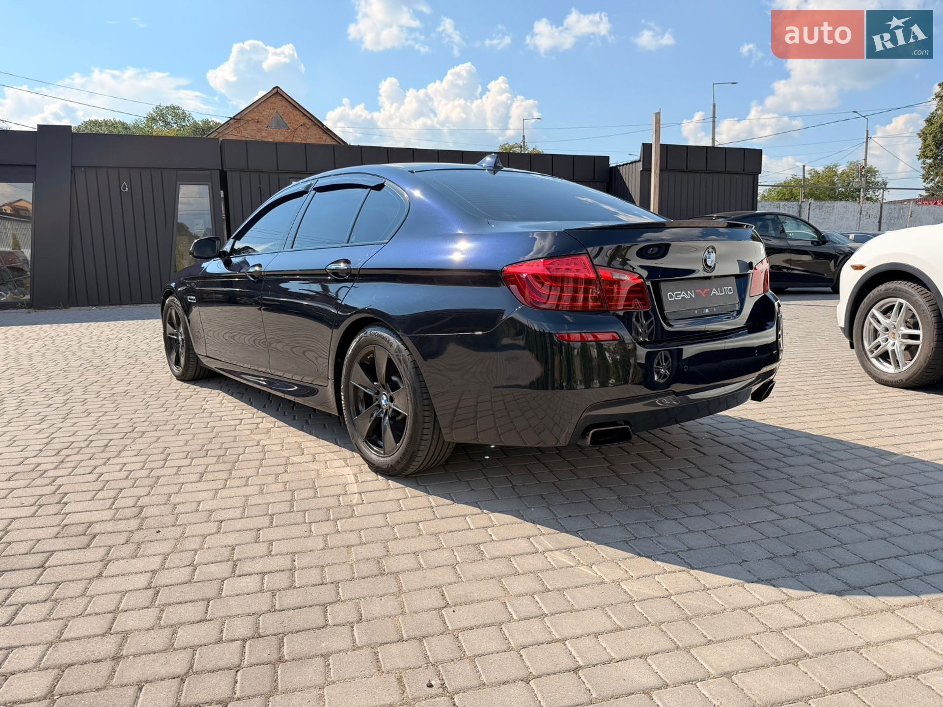 BMW 5 Series 2015 VIN WBA5D91060D969692 фото оголошення 2 з 34