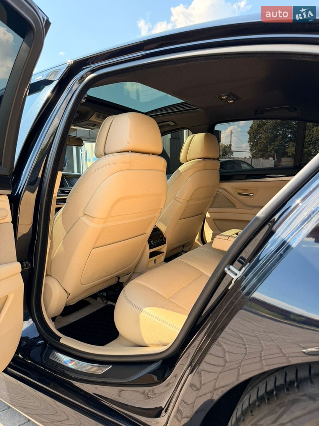 BMW 5 Series 2015 VIN WBA5D91060D969692 фото оголошення 7 з 34