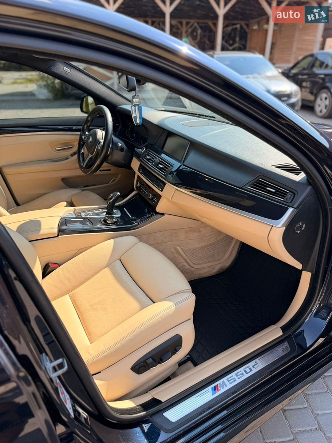 BMW 5 Series 2015 VIN WBA5D91060D969692 фото оголошення 13 з 34