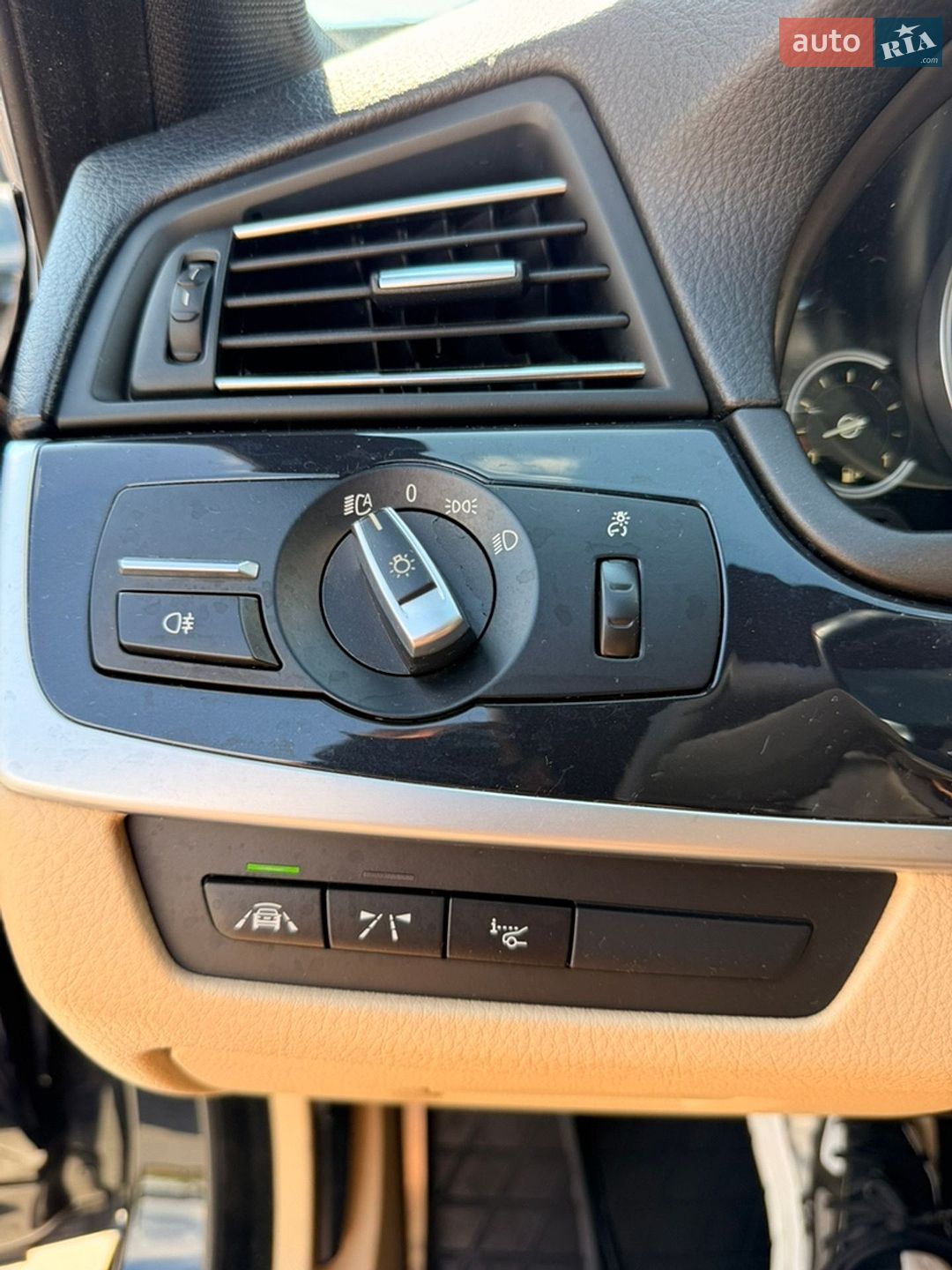 BMW 5 Series 2015 VIN WBA5D91060D969692 фото оголошення 19 з 34