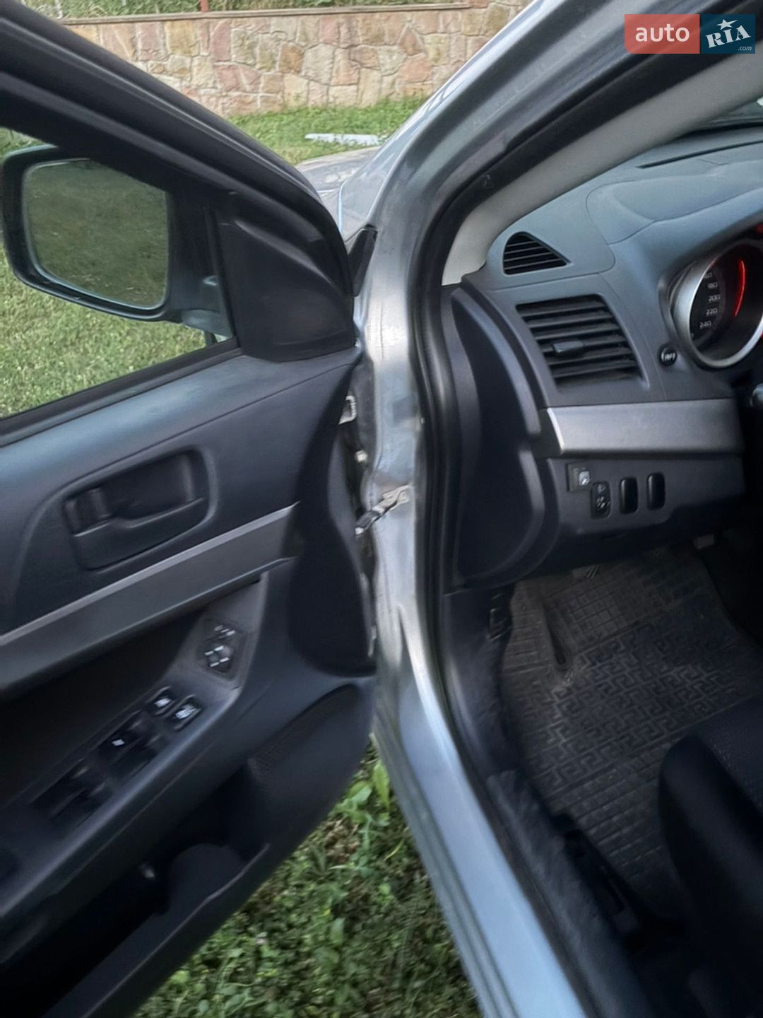 Mitsubishi Lancer 2008 VIN JMBSNCY2A8U018342 фото оголошення 22 з 32