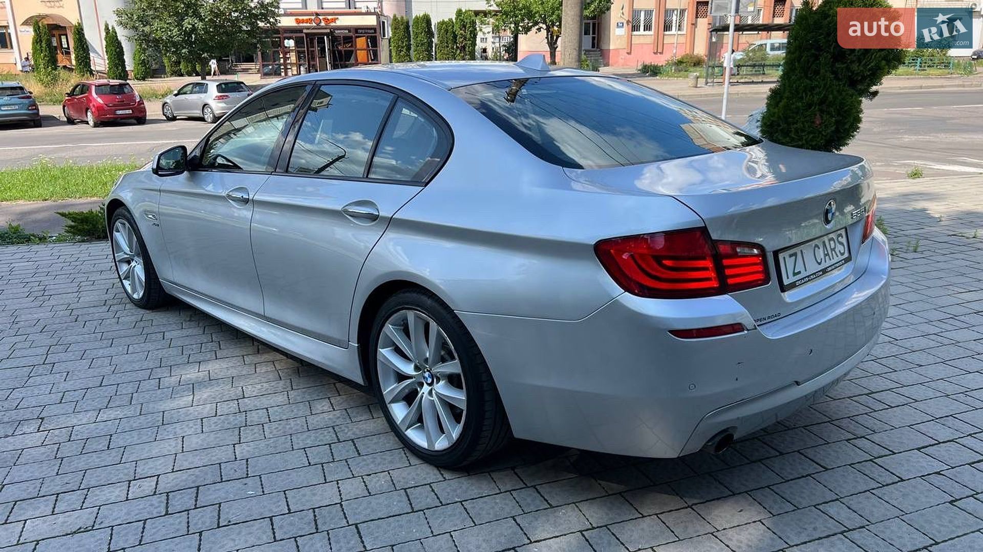 BMW 5 Series 2011 VIN WBAFU7C5XBC869962 фото оголошення 5 з 39