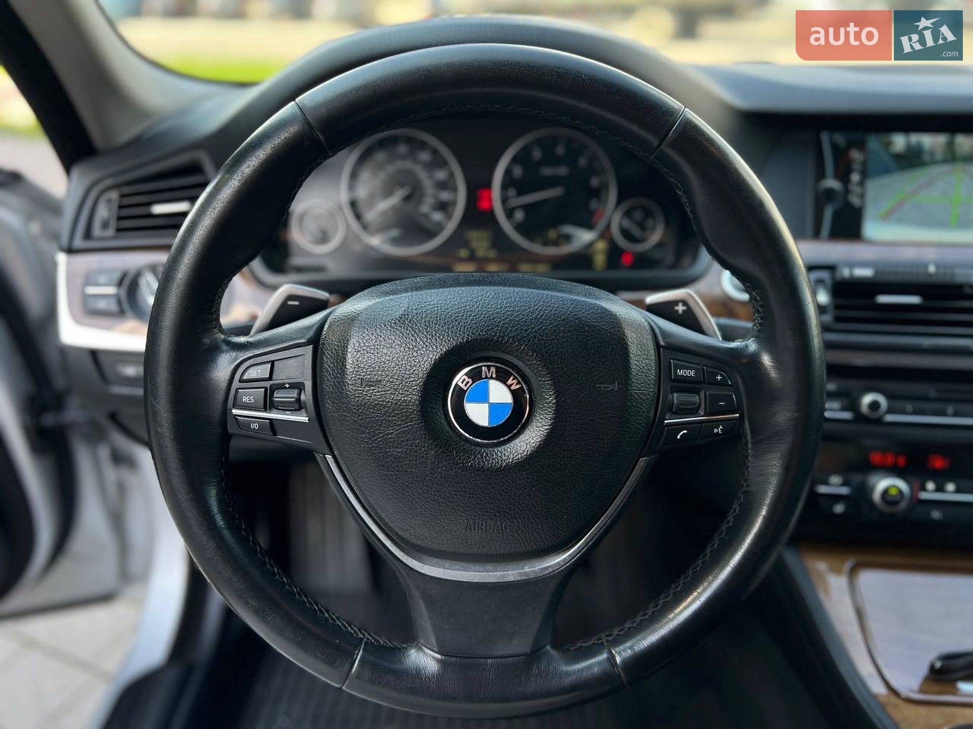 BMW 5 Series 2011 VIN WBAFU7C5XBC869962 фото оголошення 10 з 39