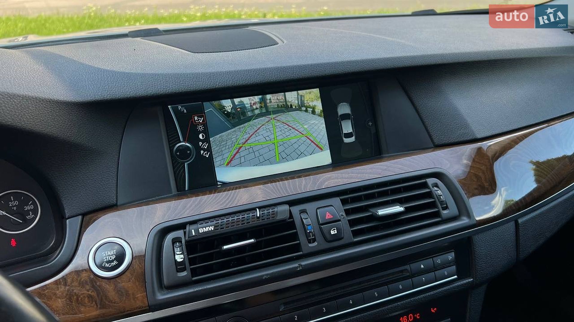 BMW 5 Series 2011 VIN WBAFU7C5XBC869962 фото оголошення 11 з 39
