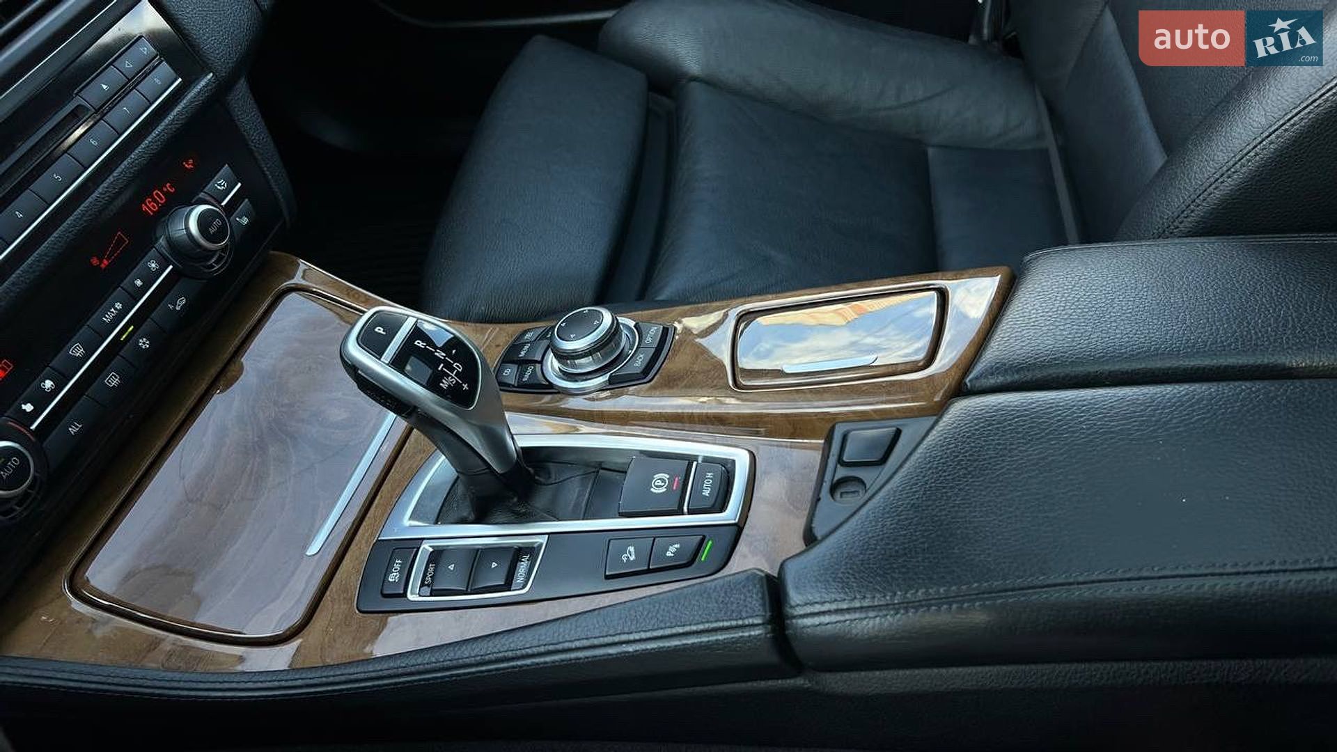 BMW 5 Series 2011 VIN WBAFU7C5XBC869962 фото оголошення 23 з 39