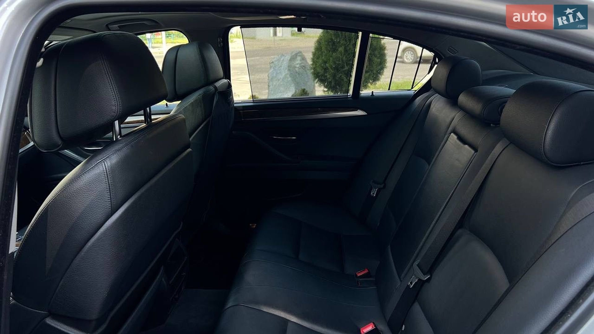 BMW 5 Series 2011 VIN WBAFU7C5XBC869962 фото оголошення 30 з 39