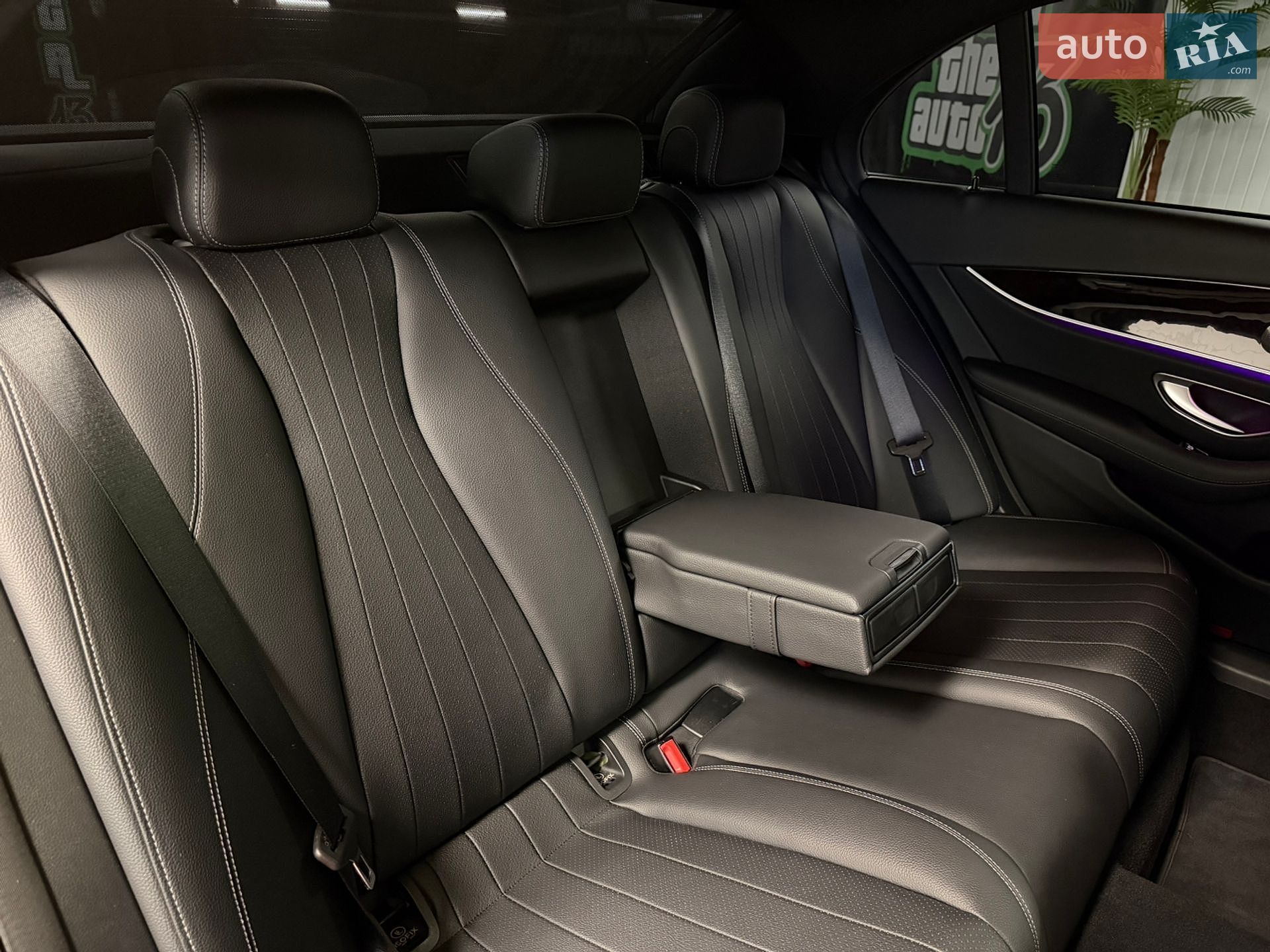 Mercedes-Benz E-Class 2022 VIN W1KZF8EB8NB092877 фото оголошення 51 з 69