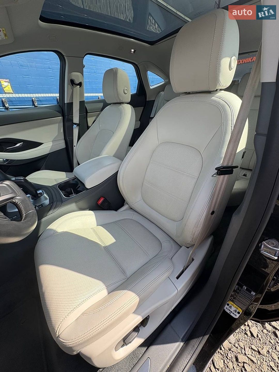 Jaguar E-Pace 2020 VIN SADFA2BN0L1005083 фото оголошення 14 з 37